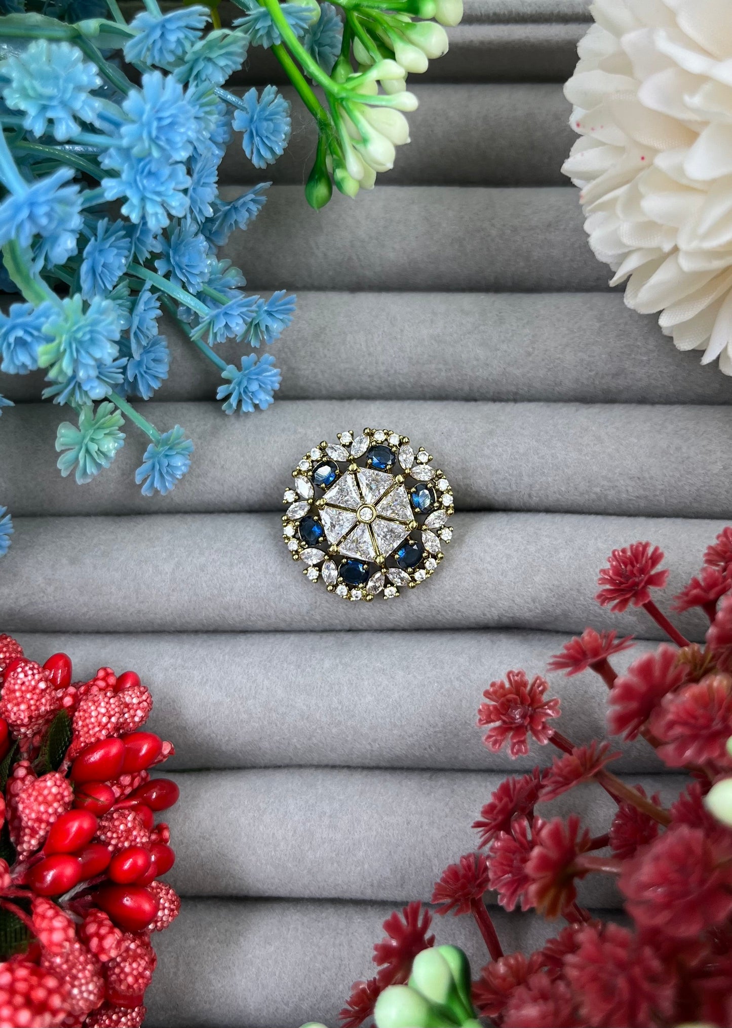 Rulino Victorian Ad Ring