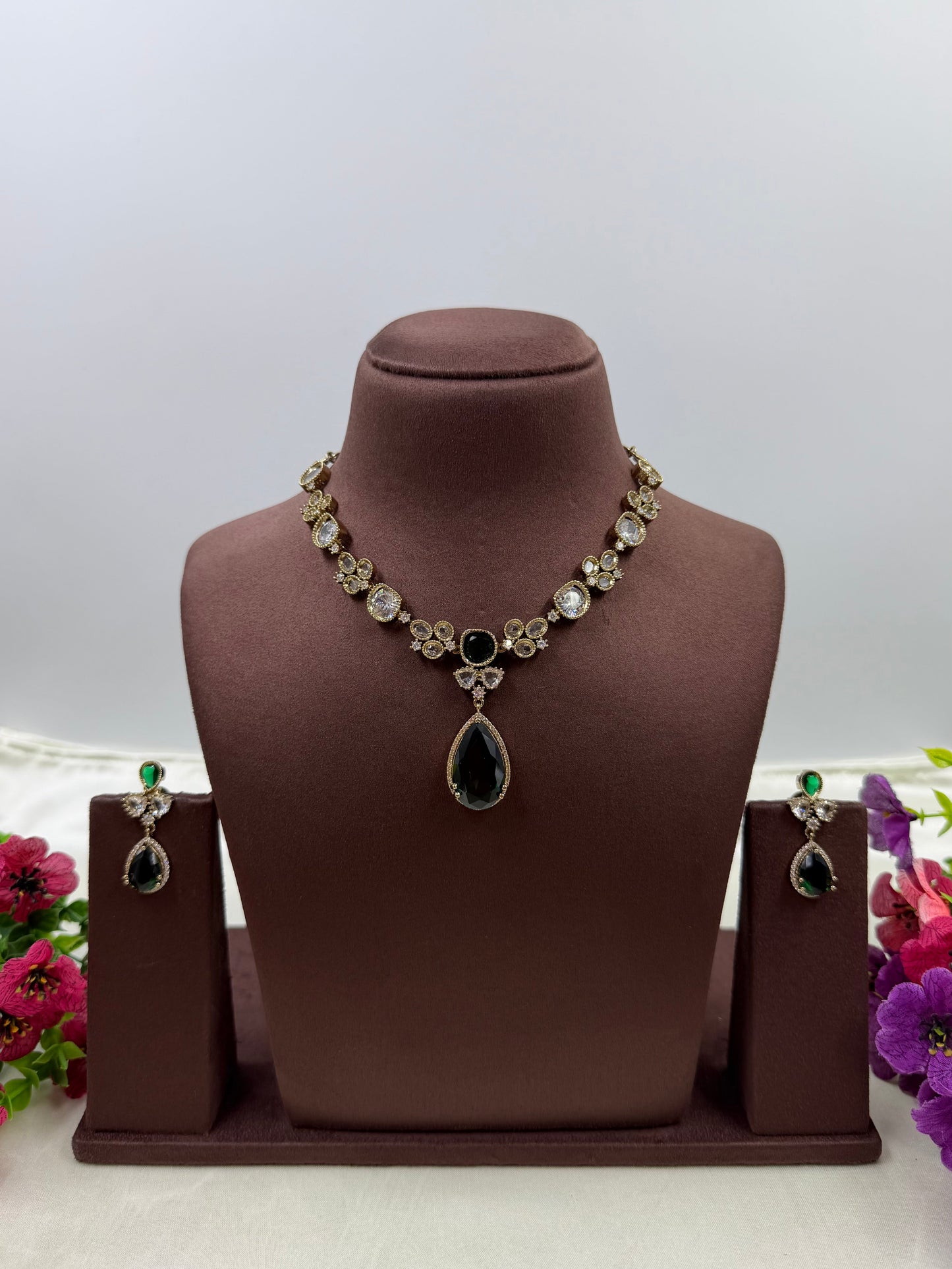 Pooja Victorian Delicate Necklace