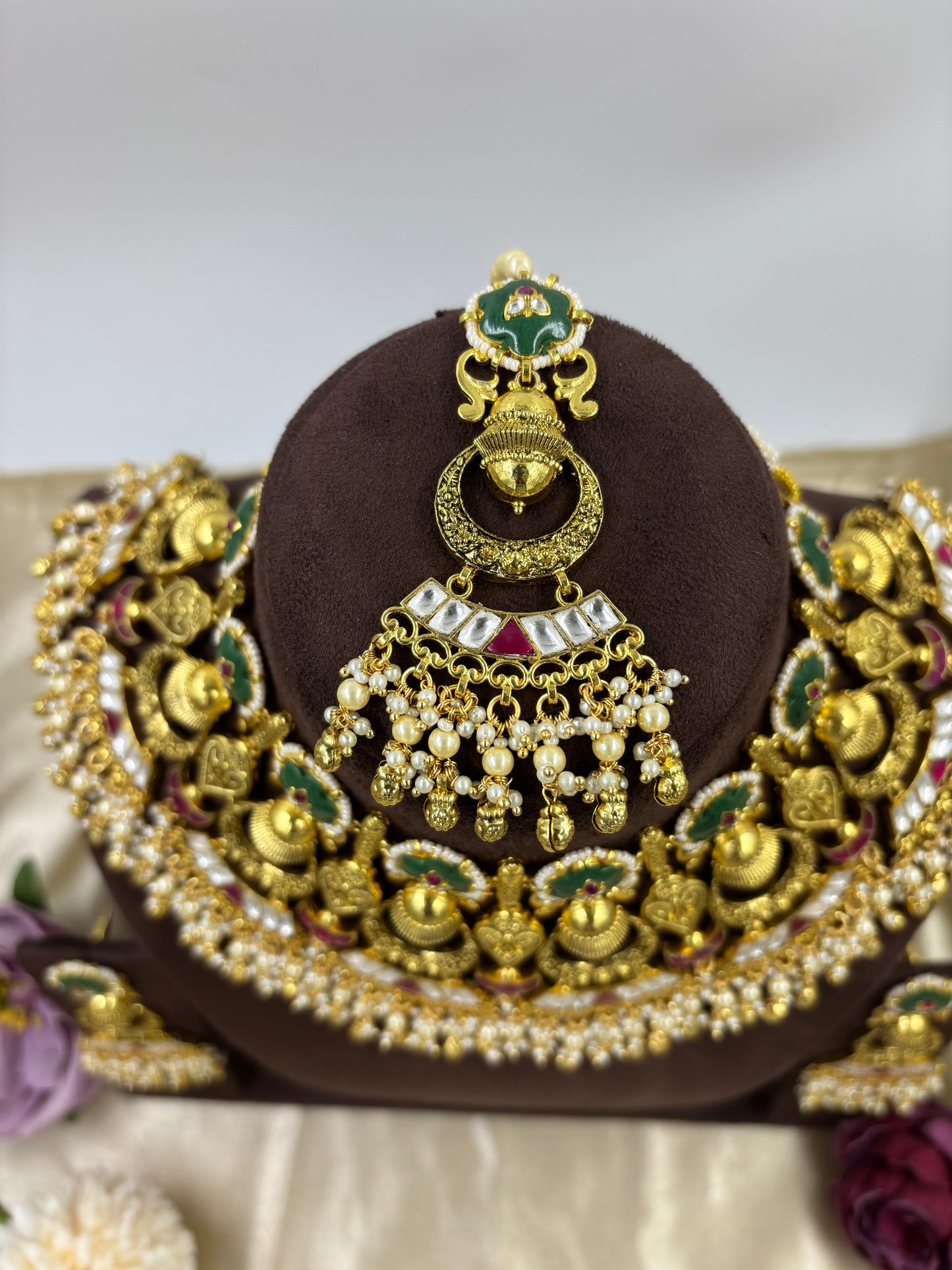 Heritage Pachi Antique gold Semi Bridal Necklace.