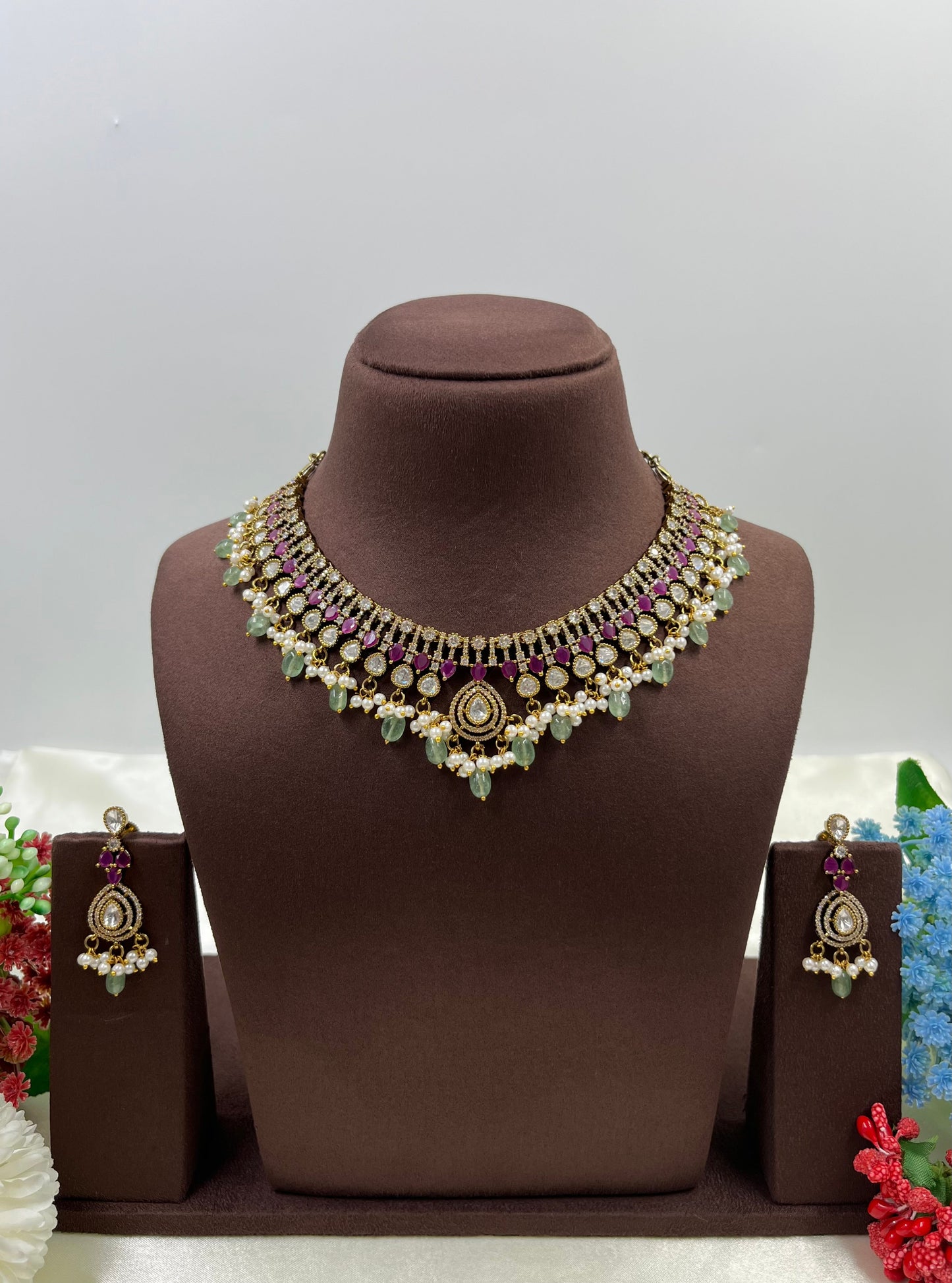 Nisha Victorian Delicate Necklace