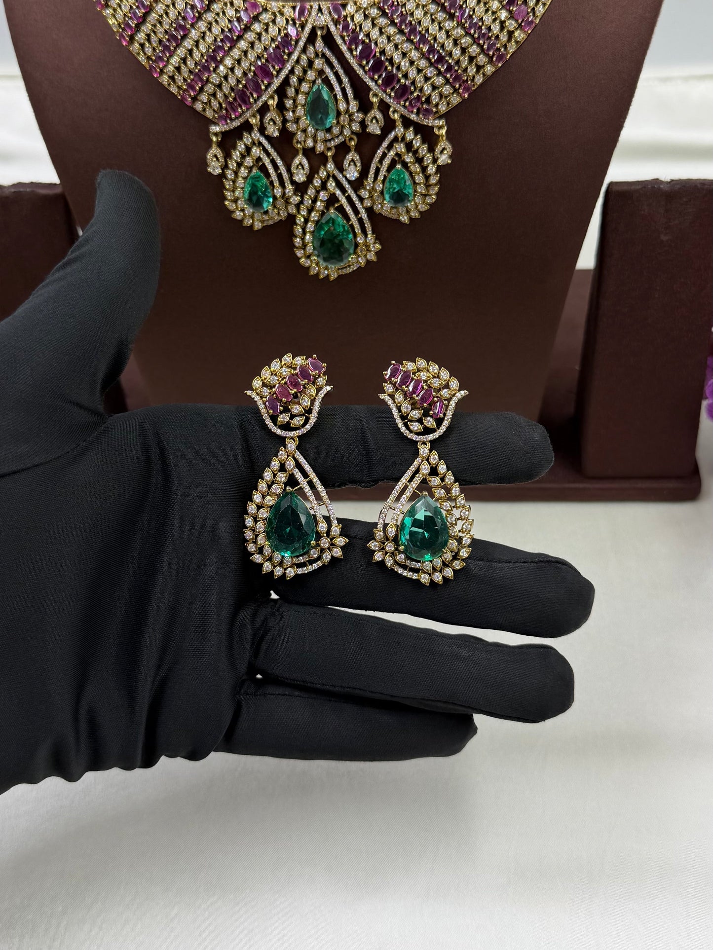 Palak Victorian Necklace