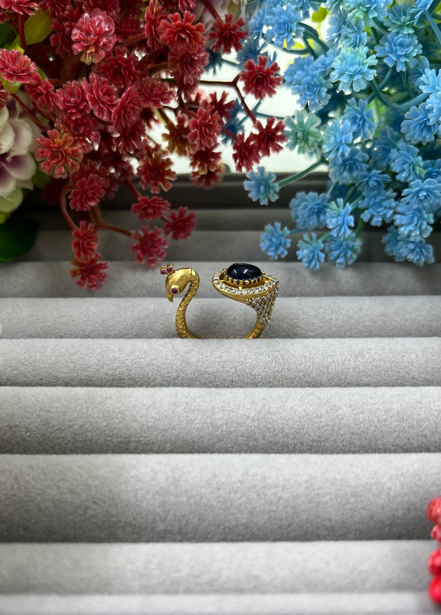 The Royal Peackok Adjustable Kundan Finger Ring.