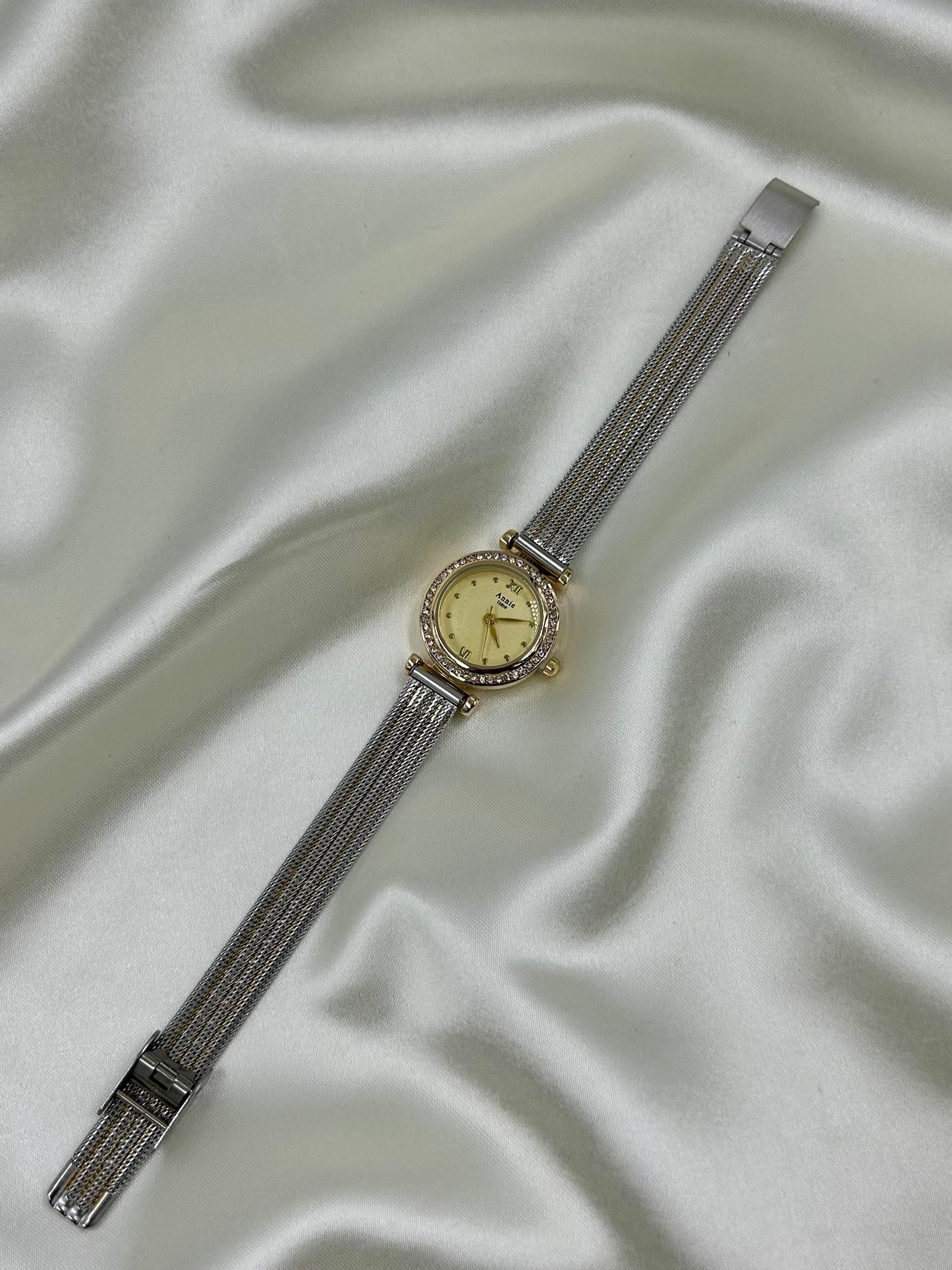 Komal Anti-Tarnish Stainless Steel Watch (Adjustable)