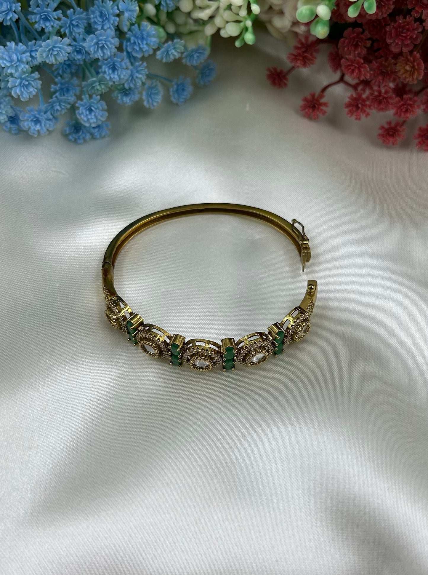 Victorian Premium Bracelet (Openable)