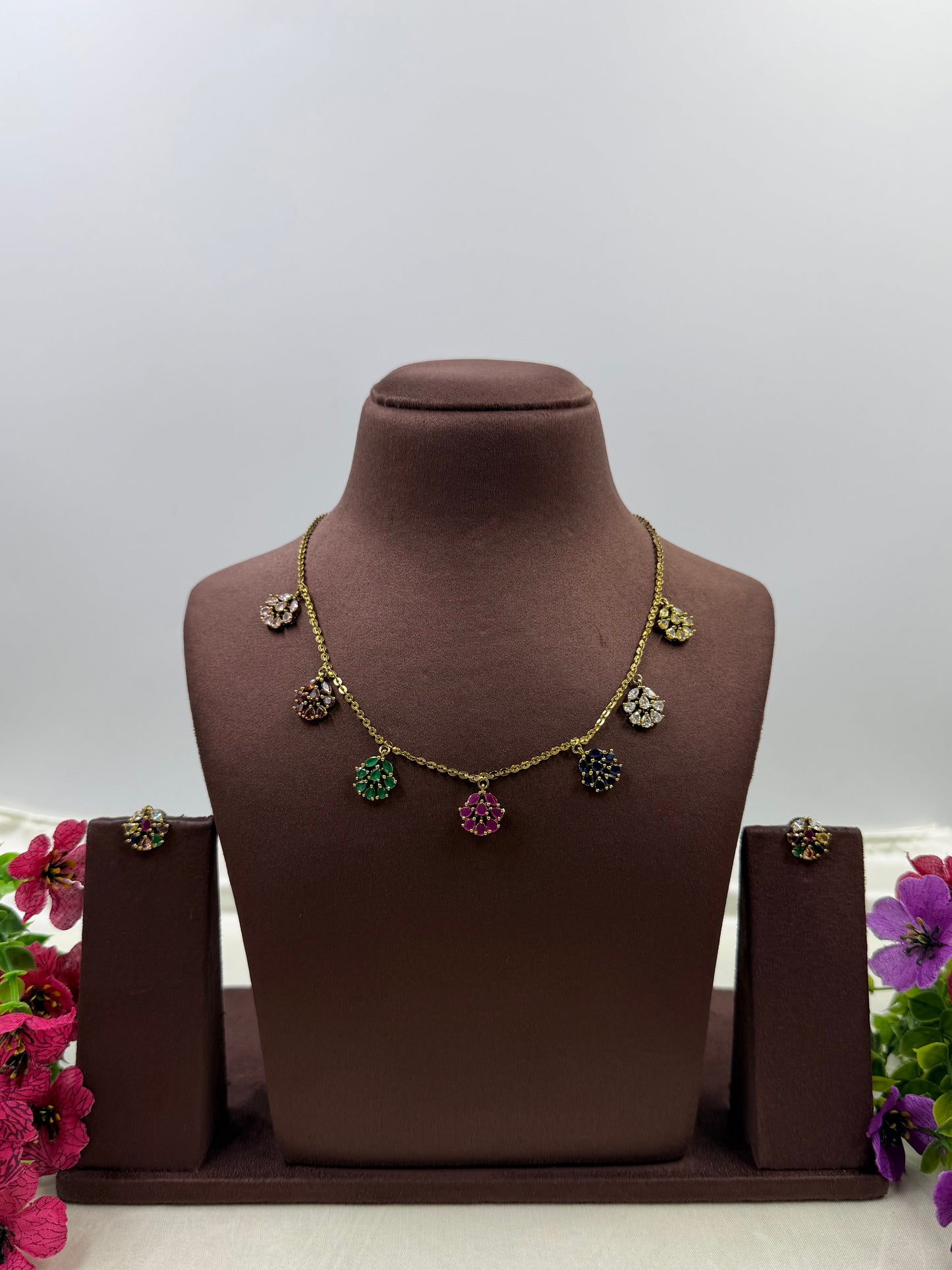 Inaya Victorian Delicate Necklace