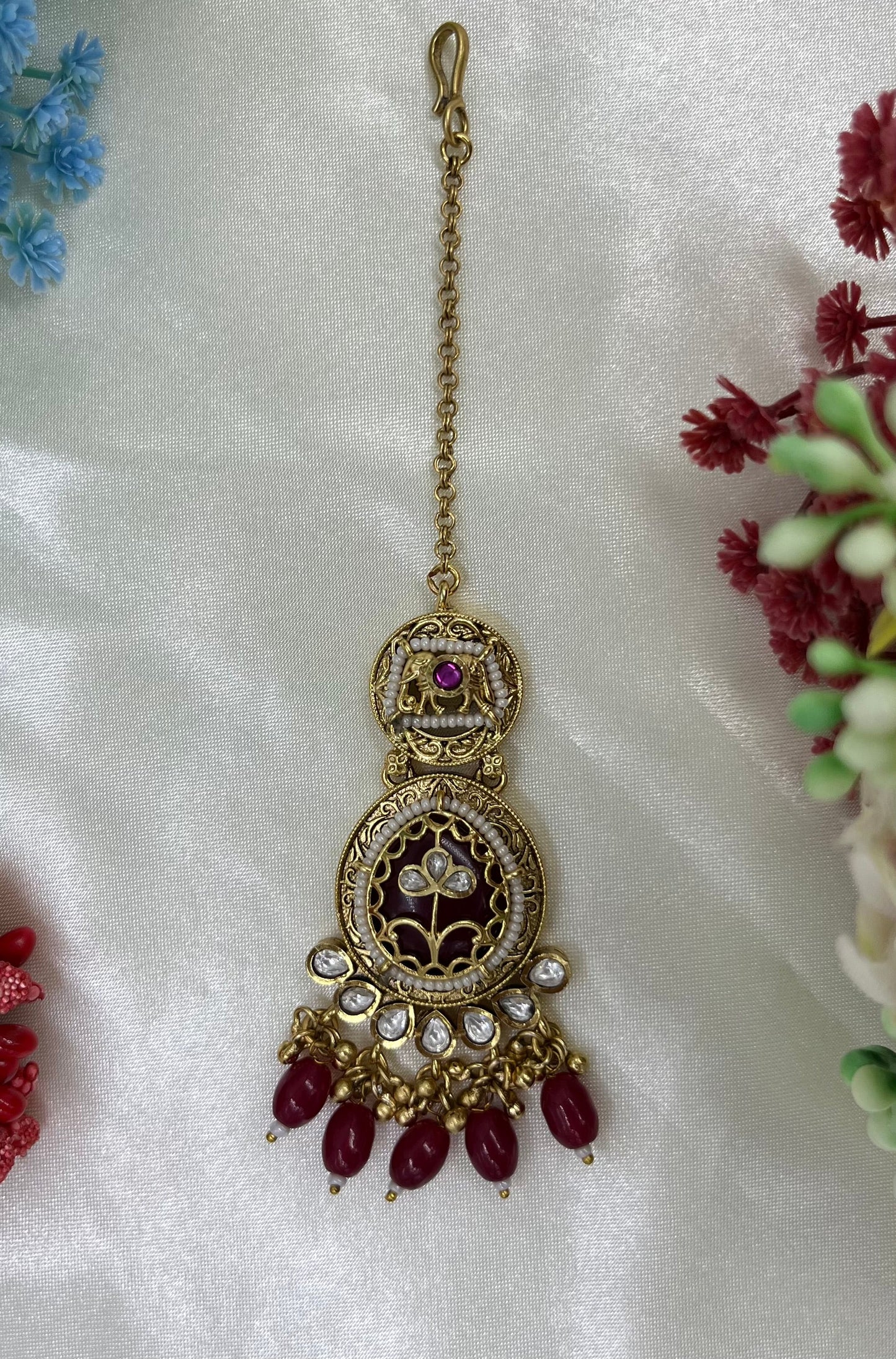 Manasvi Heritage Choraski Tika