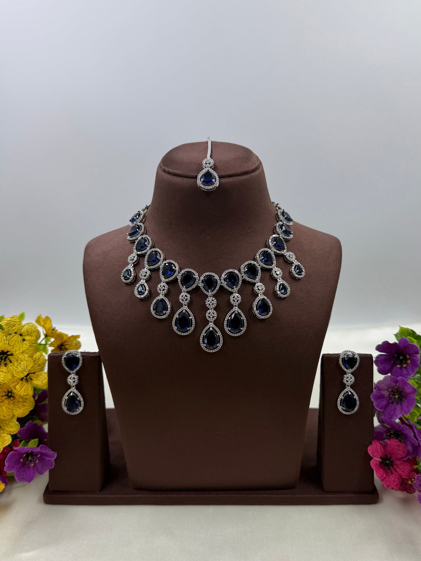 Sia Ad Regal Allure Necklace Set
