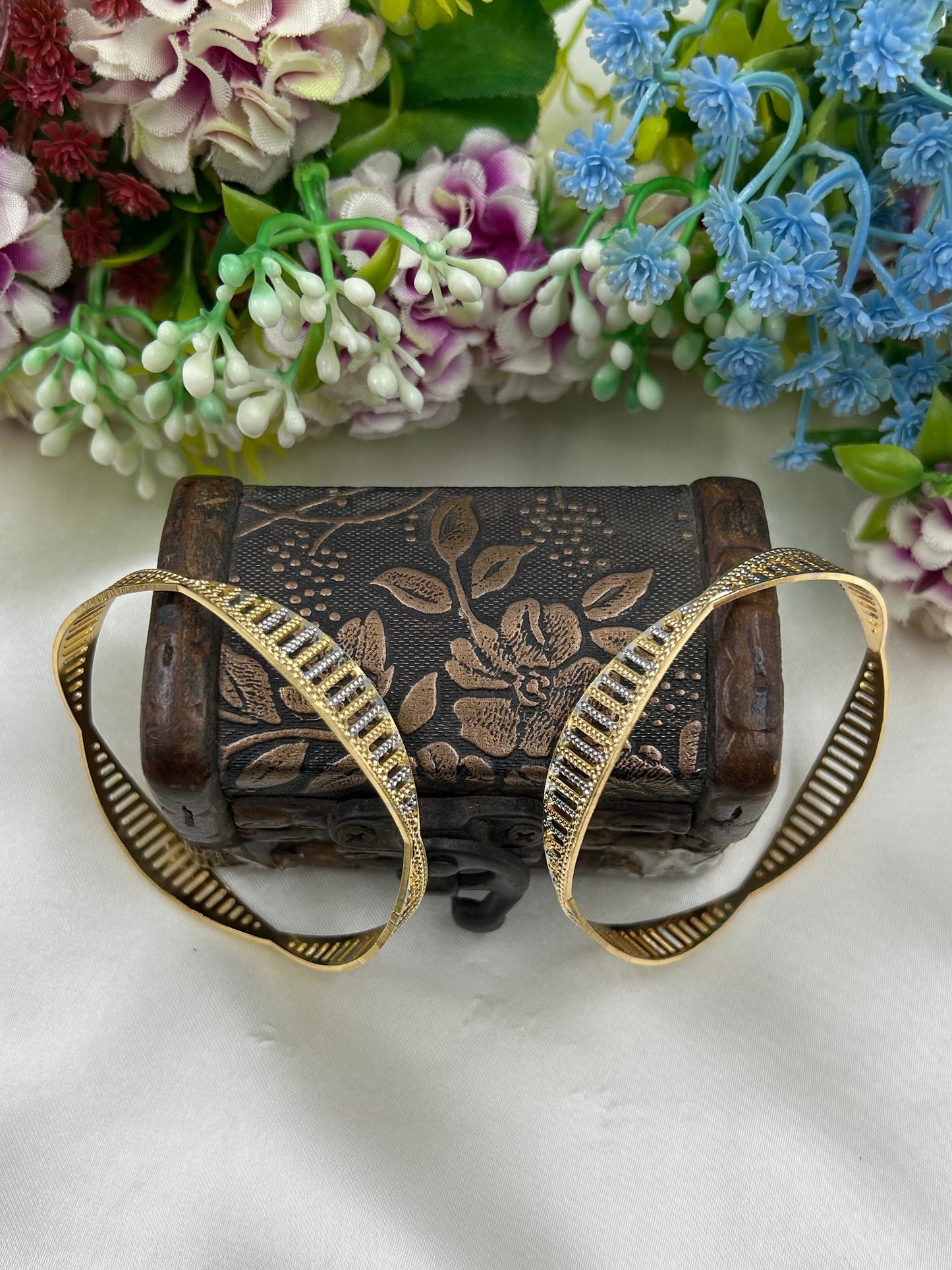 Tanisha Premium Two-tone Bangles
