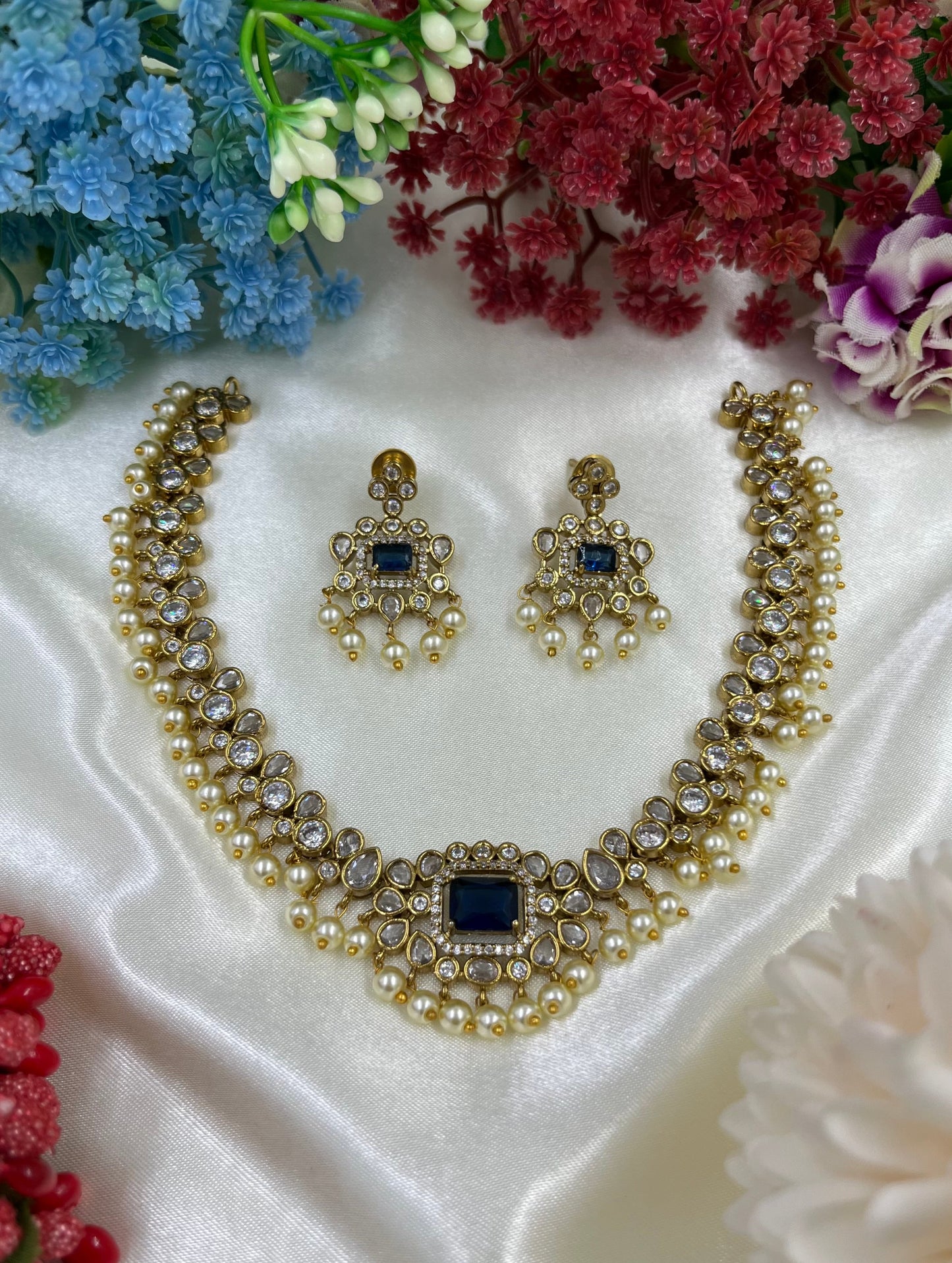 DELICATE MOTI VICTORIAN NECKLACE
