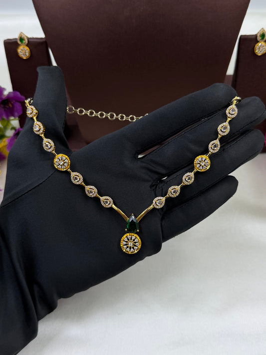 Alicia Victorian Delicate Necklace