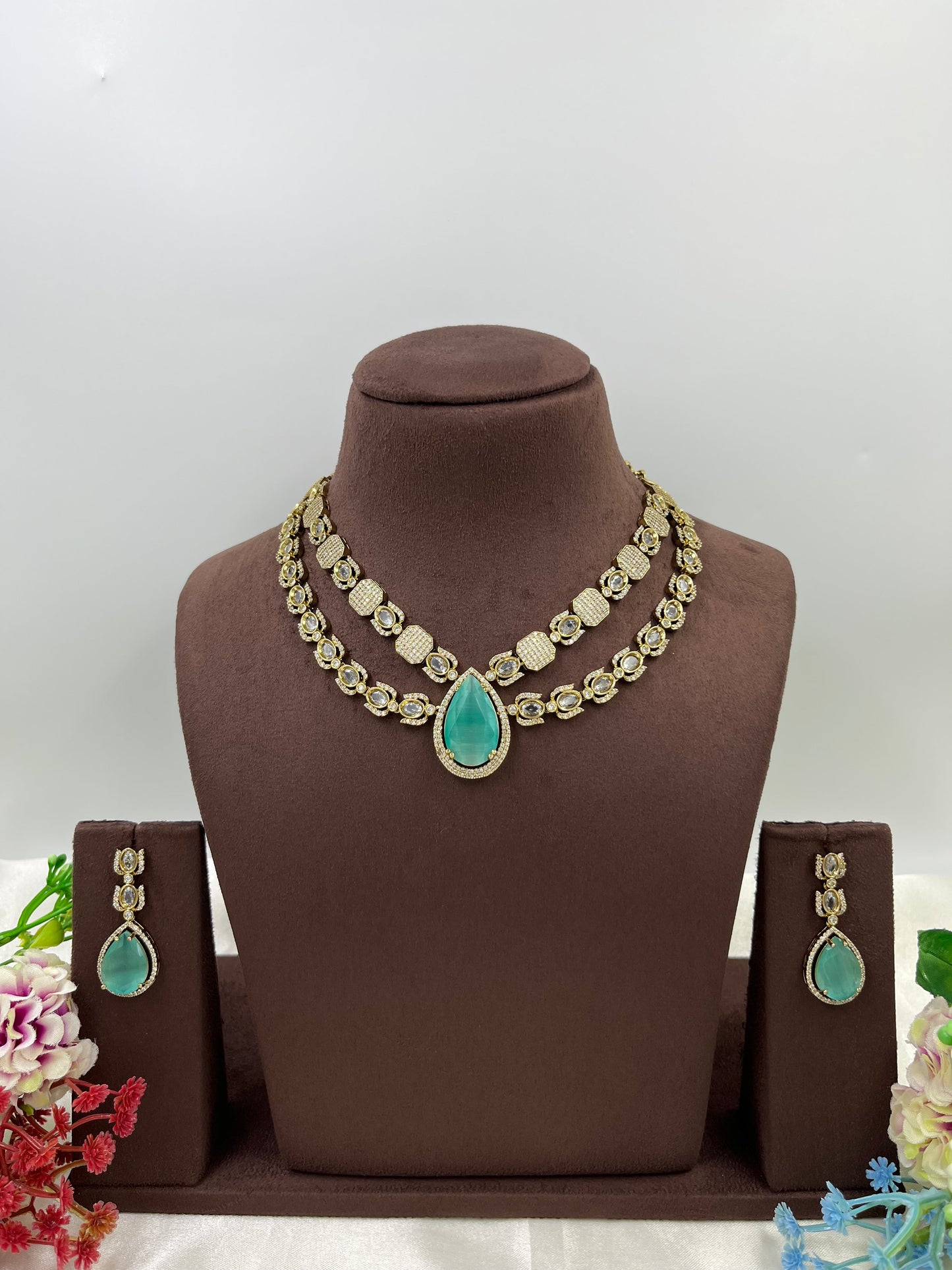 DOUBLE LAYERED VICTORIAN NECKLACEt