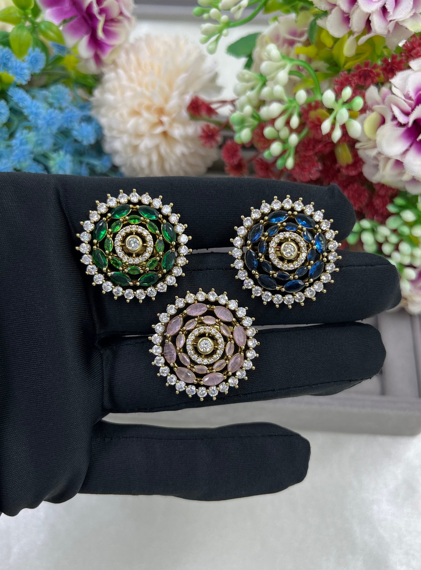 Regal Victorian Ad Ring