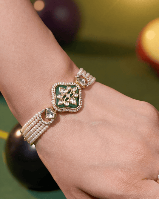 Starry Bliss Pearl Bracelet