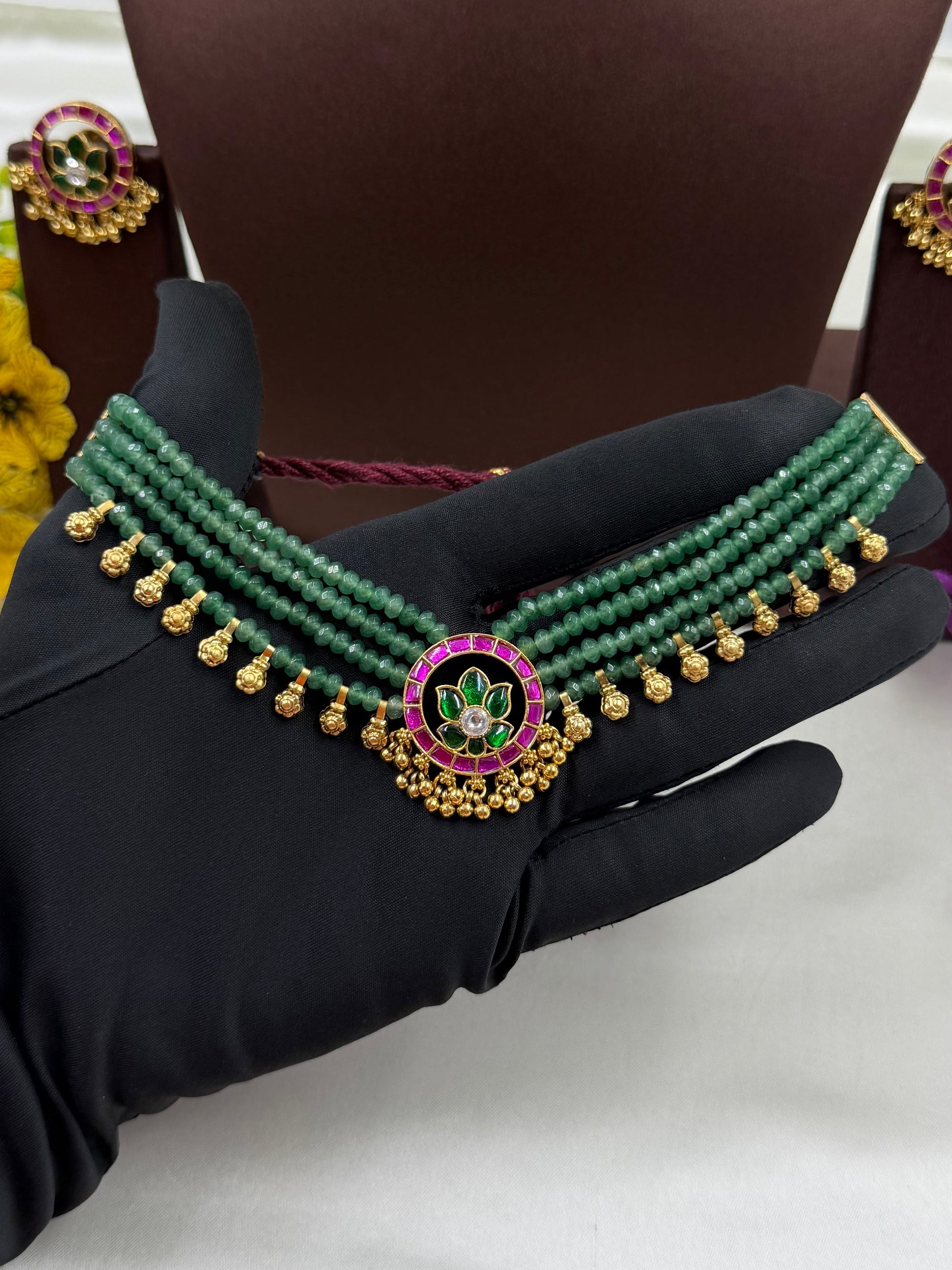 Poonam Choker Necklace Set full product photo on plain background