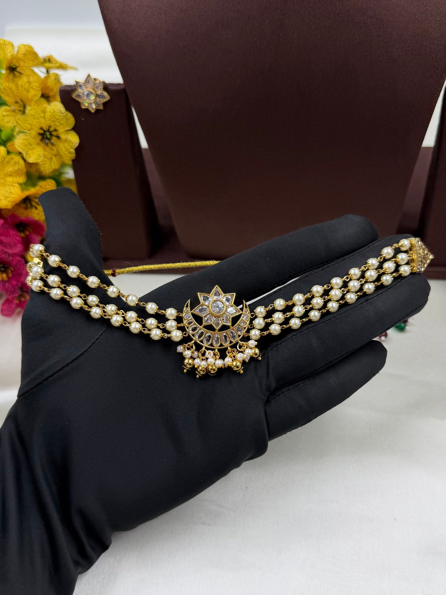 Chaitali Victorian Choker
