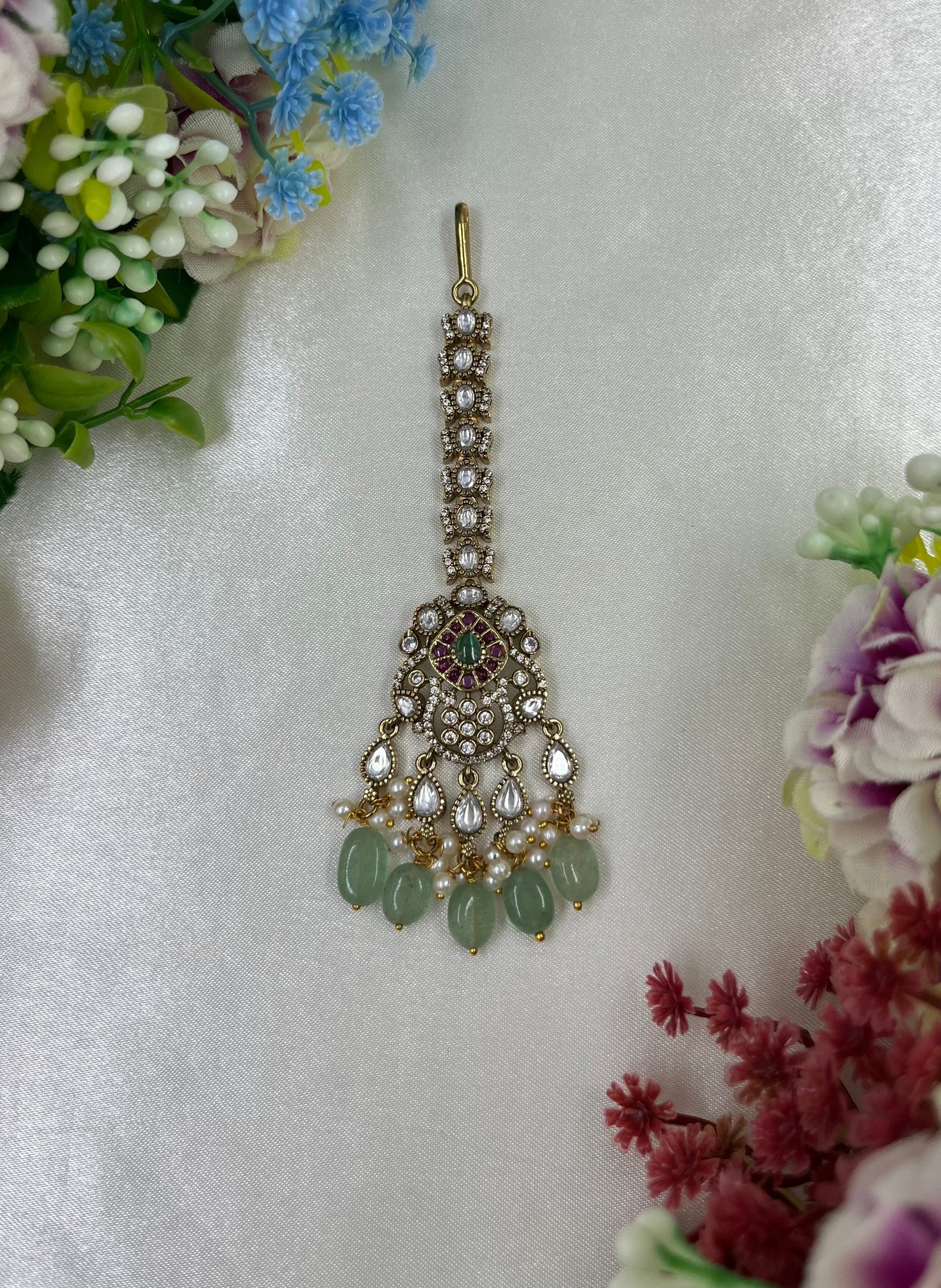 Lalita Victorian Mang Tika