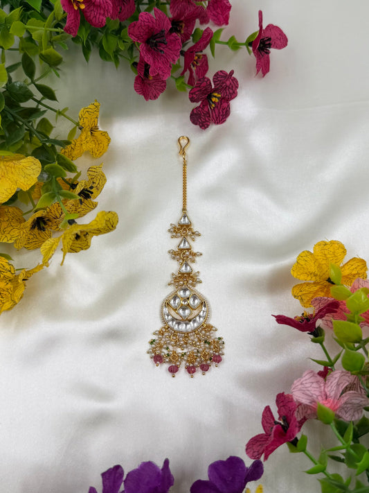 Divya Pachi Kundan Mang Tika