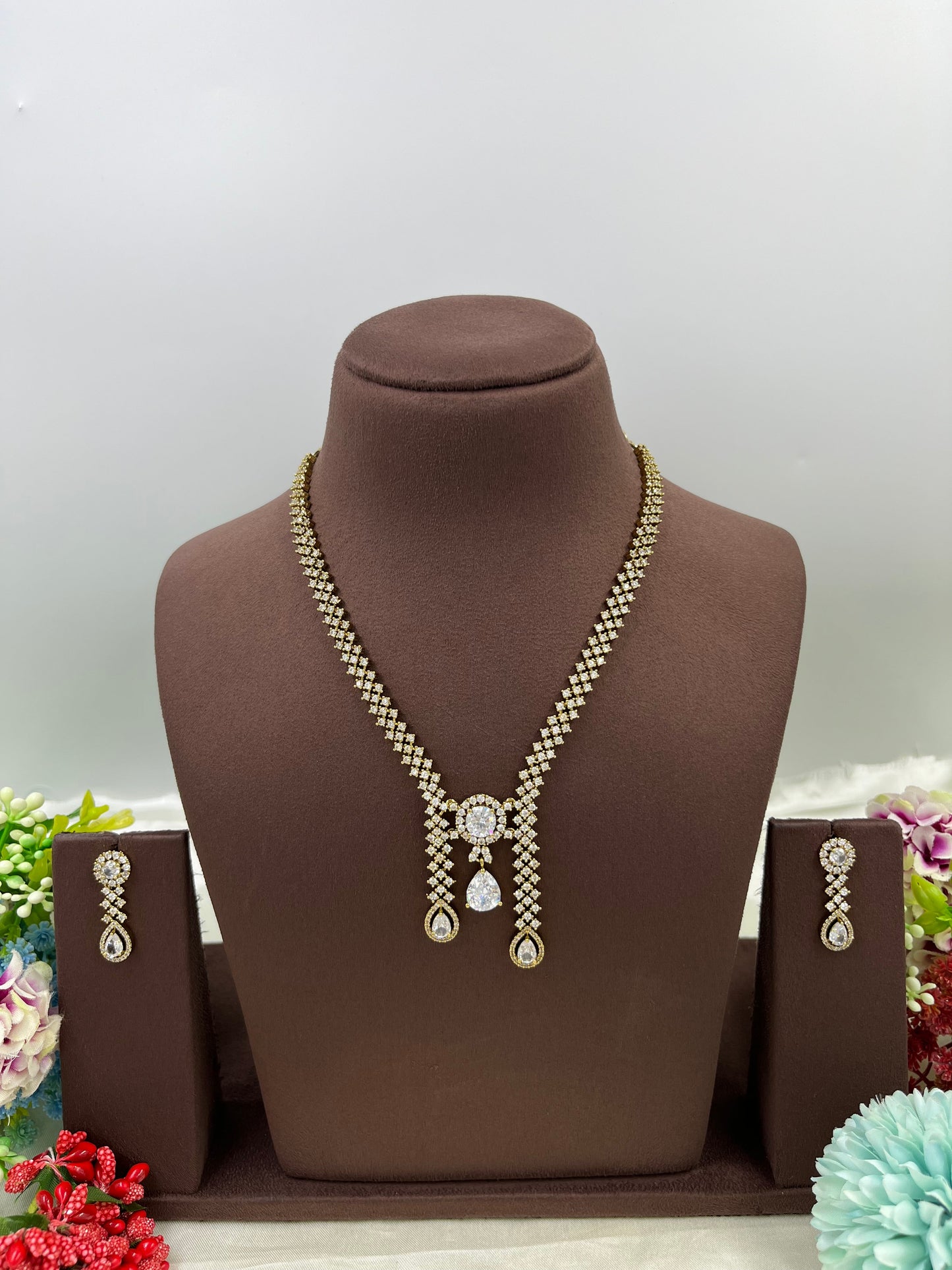 Dela Victorian Drop Necklace