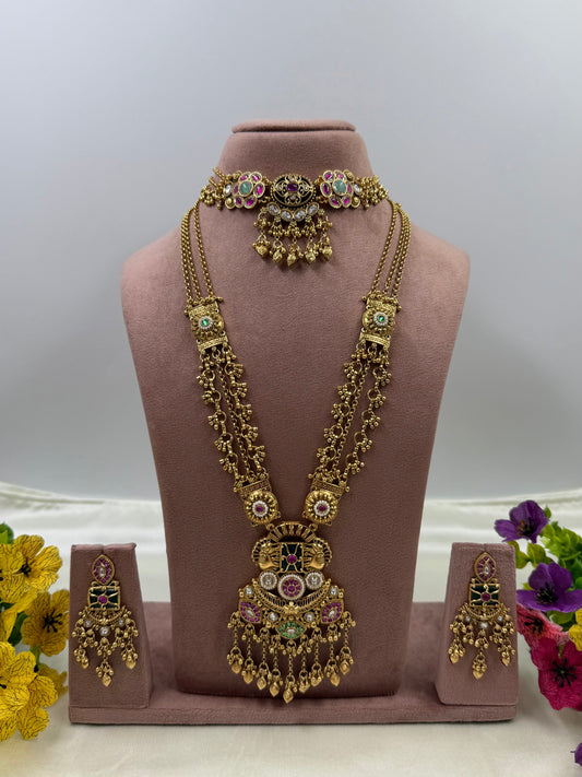 Anisha Heritage Premium Combo Set