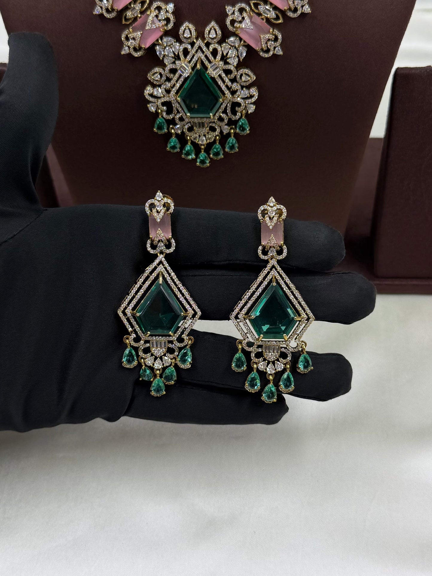 Varsha Victorian Premium Necklace