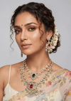 Shrevali Victorian Necklace Set close-up view