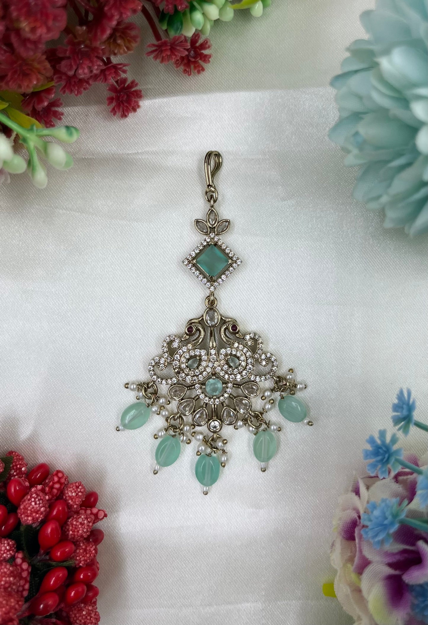 Aaru Victorian Tika