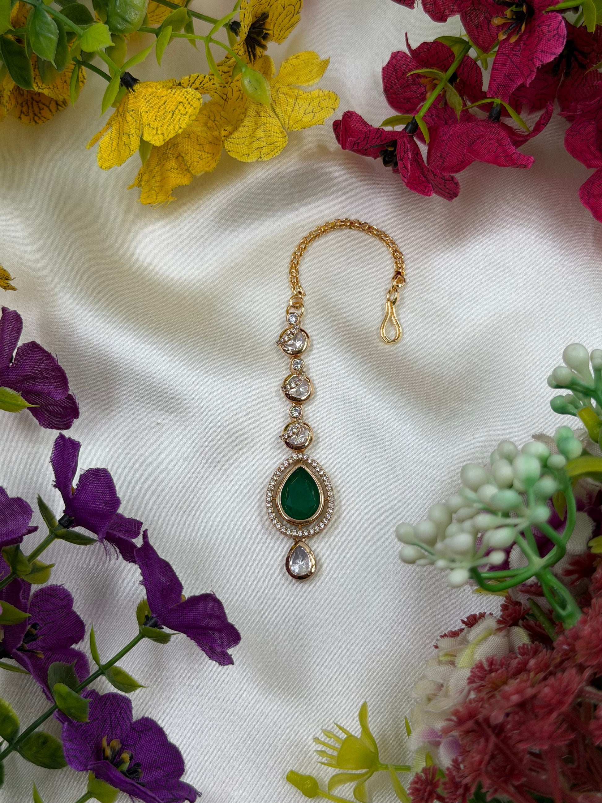 Komal Moissanite Maang Tikka close-up view