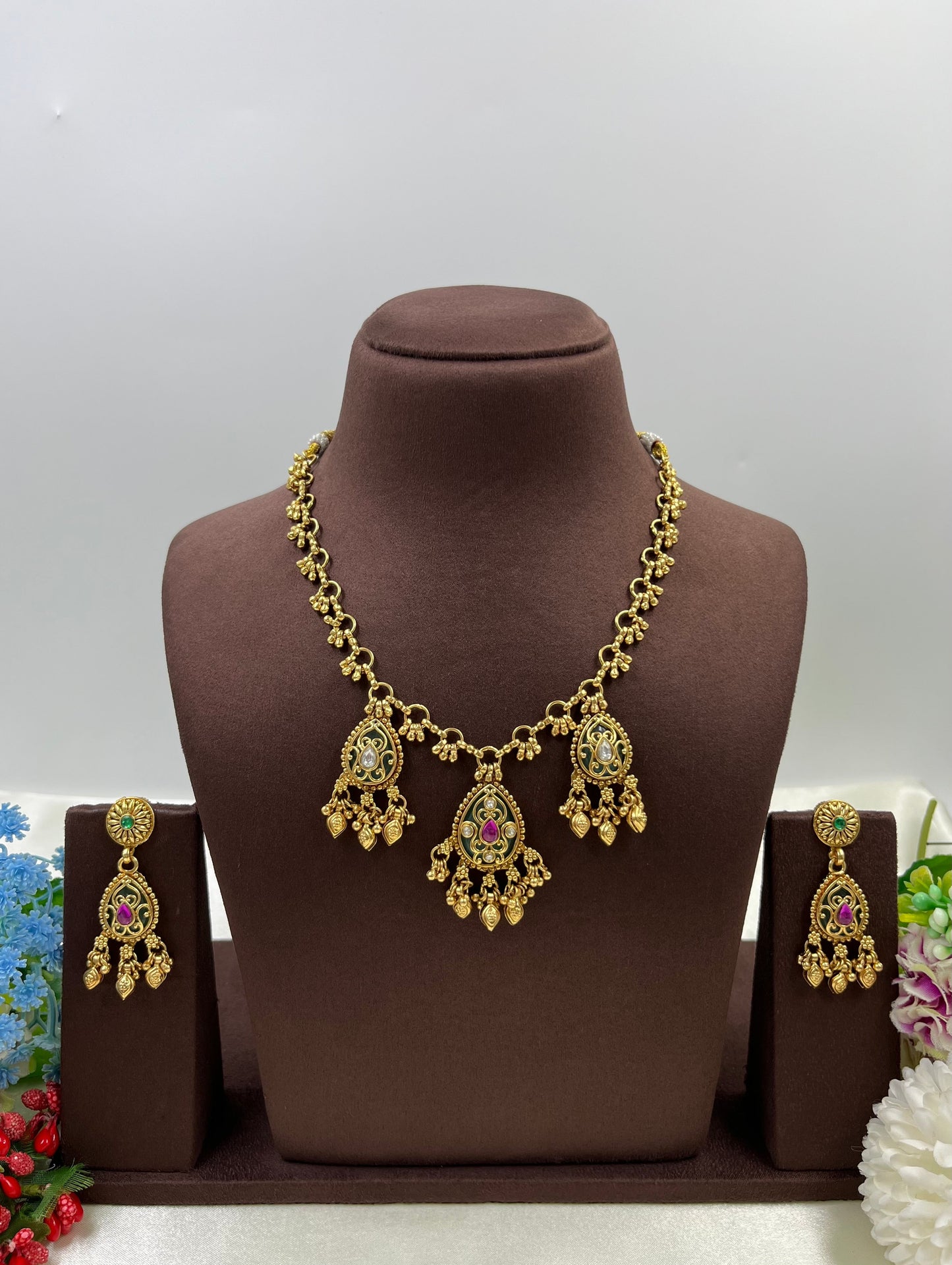 Shreya Heritage Delicate Necklace