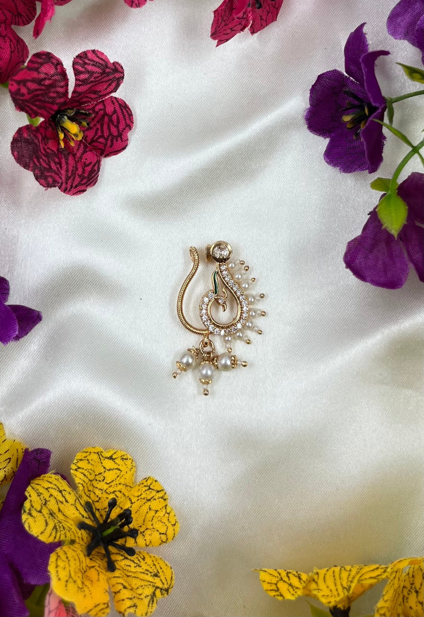 Dhriti Moissanite Nose Ring