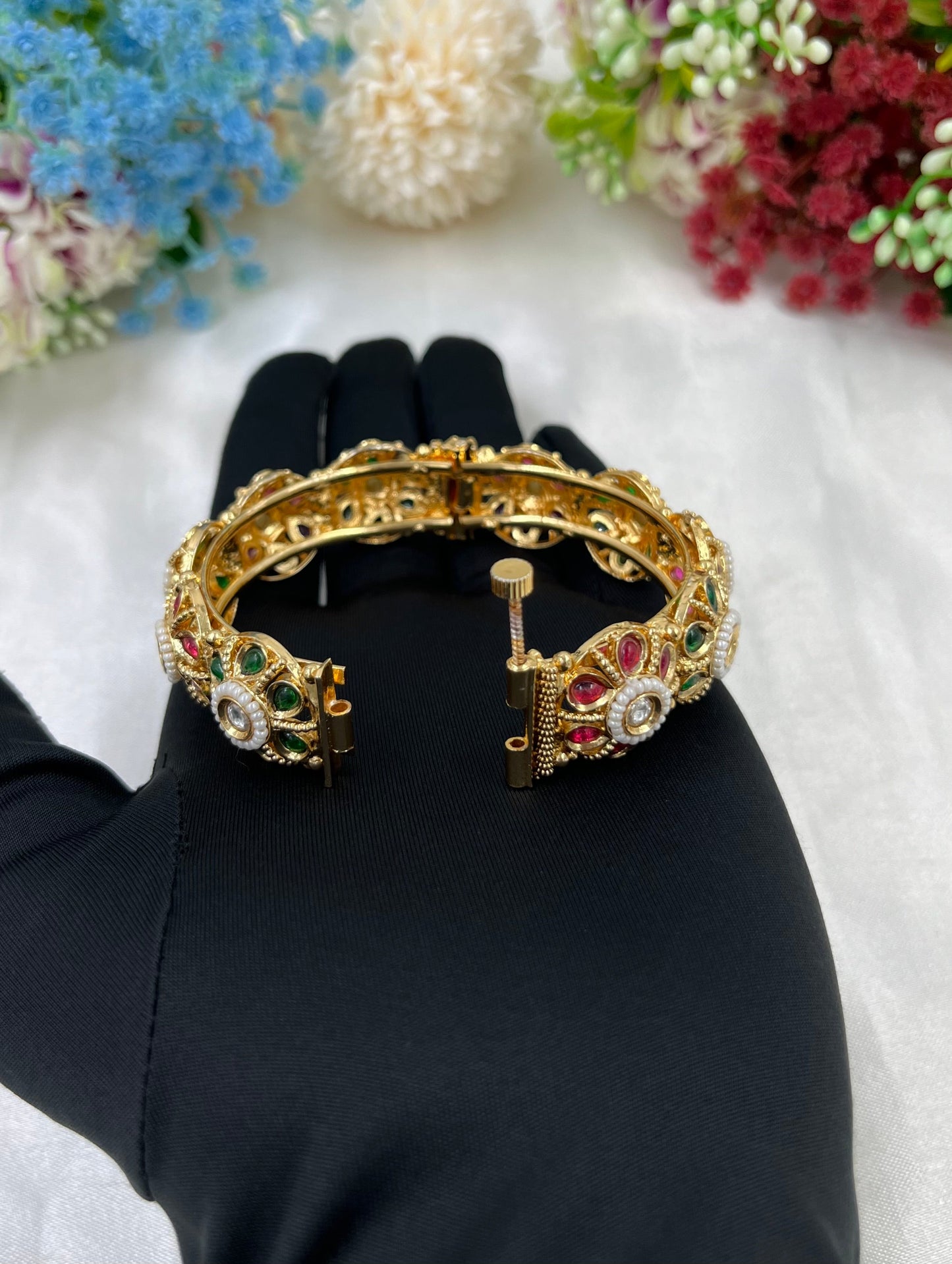 Heerleen Antique Gold Bangles