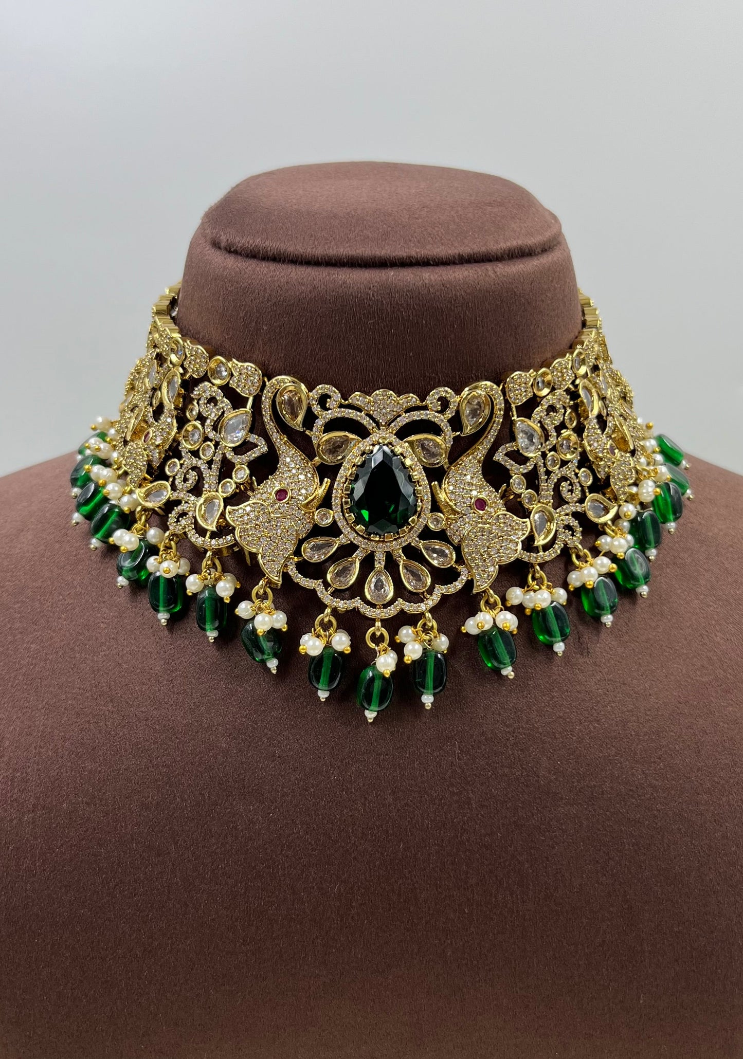 Heena Victorian Choker Necklace Set