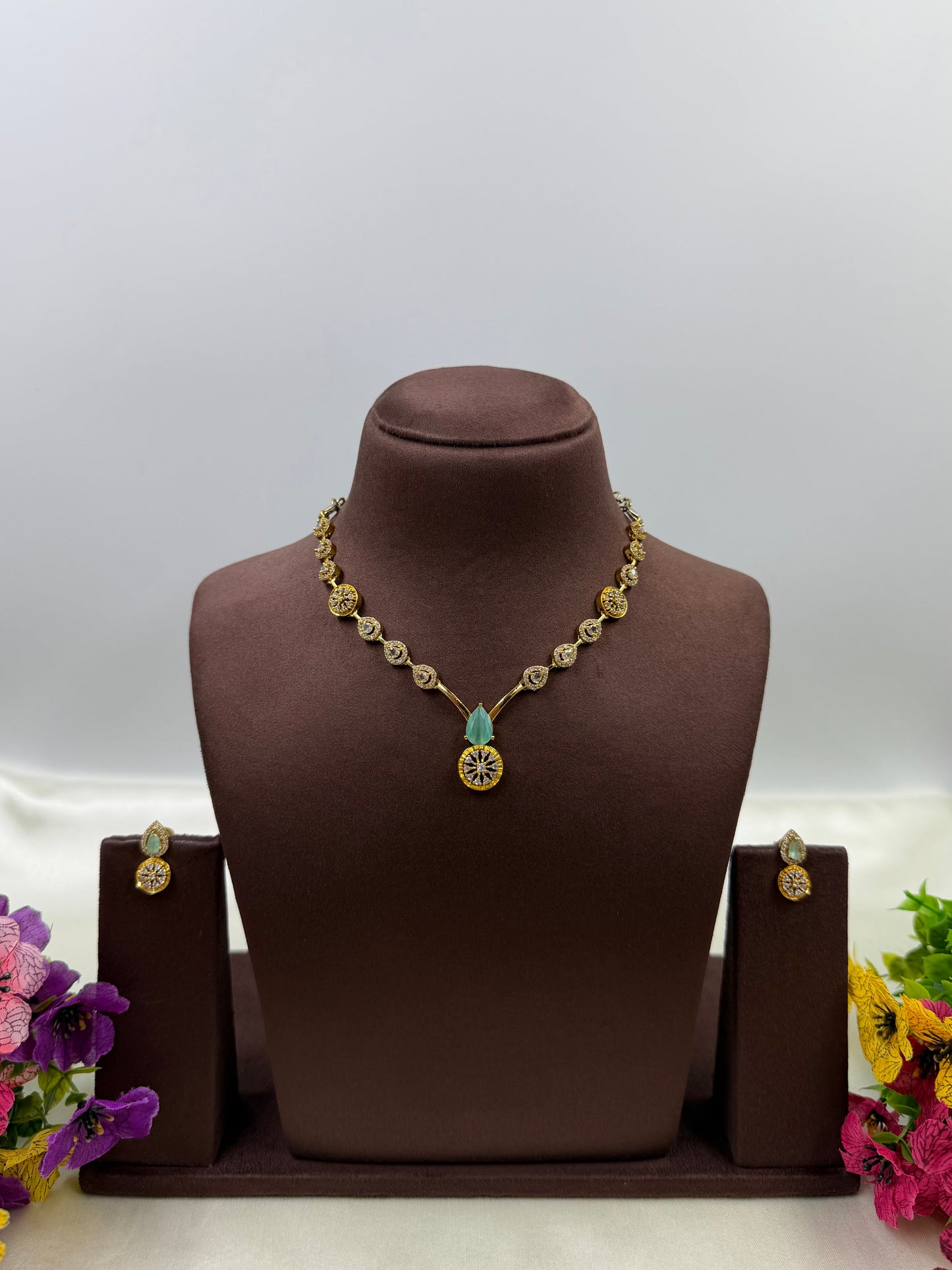 Alicia Victorian Delicate Necklace