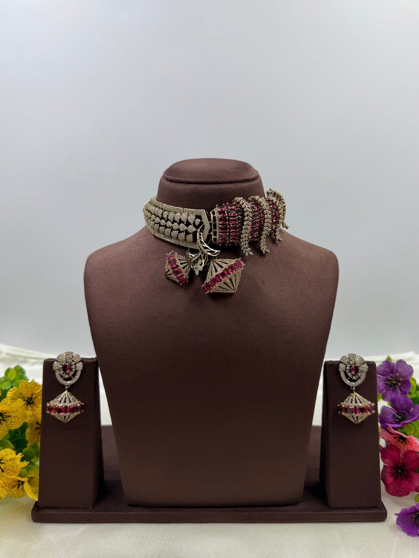 Hemanshi Victorian Premium Choker