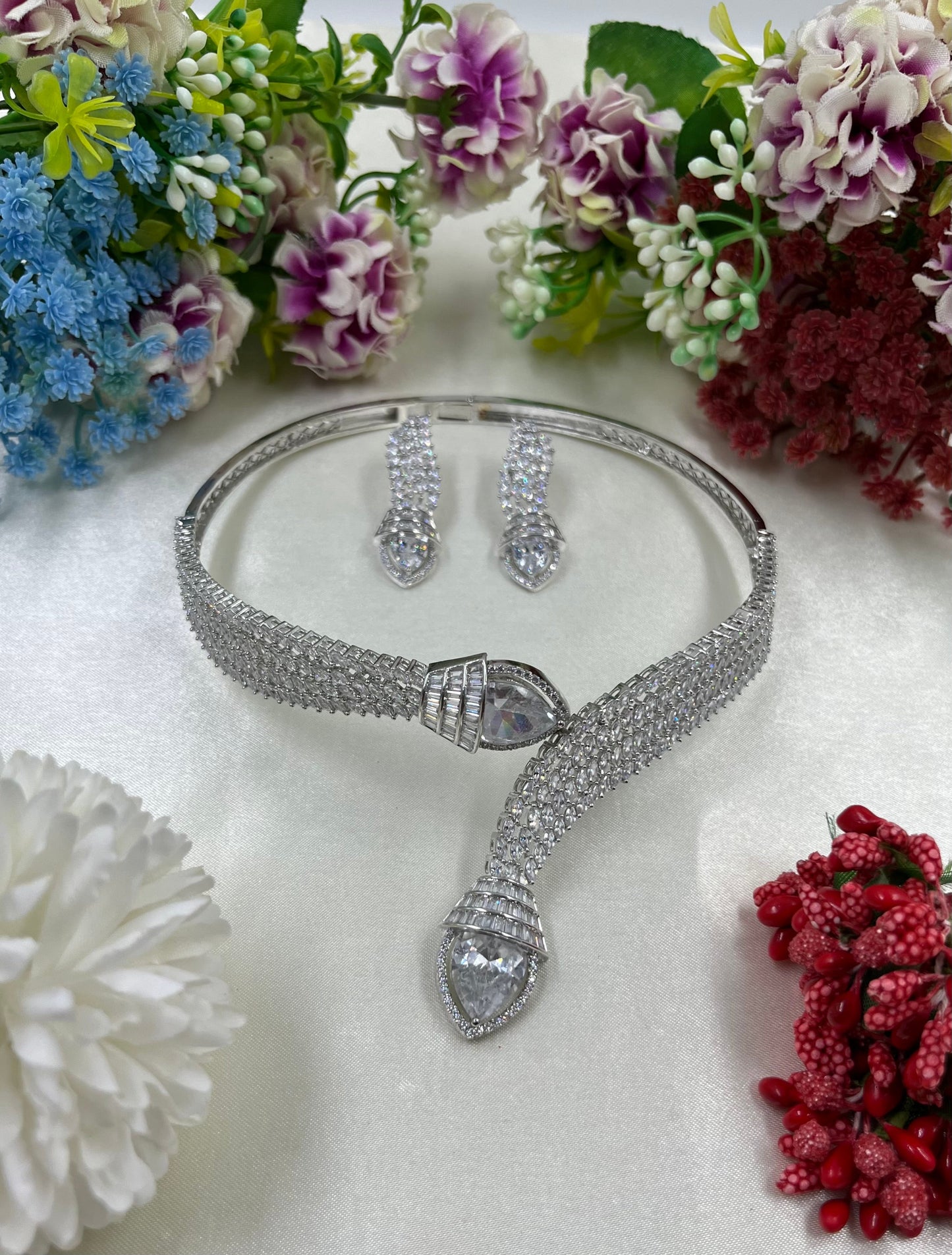 Anya American Dimond Necklace