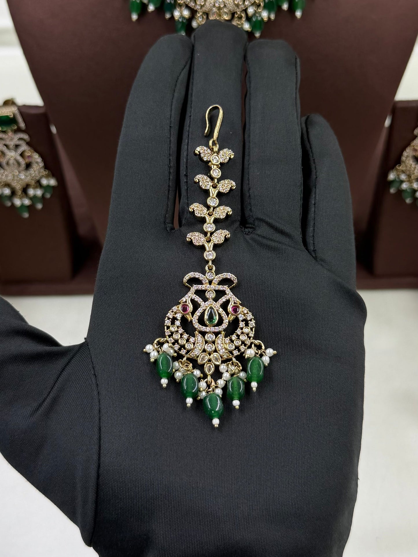 Shanaya Victorian Premium Choker Set