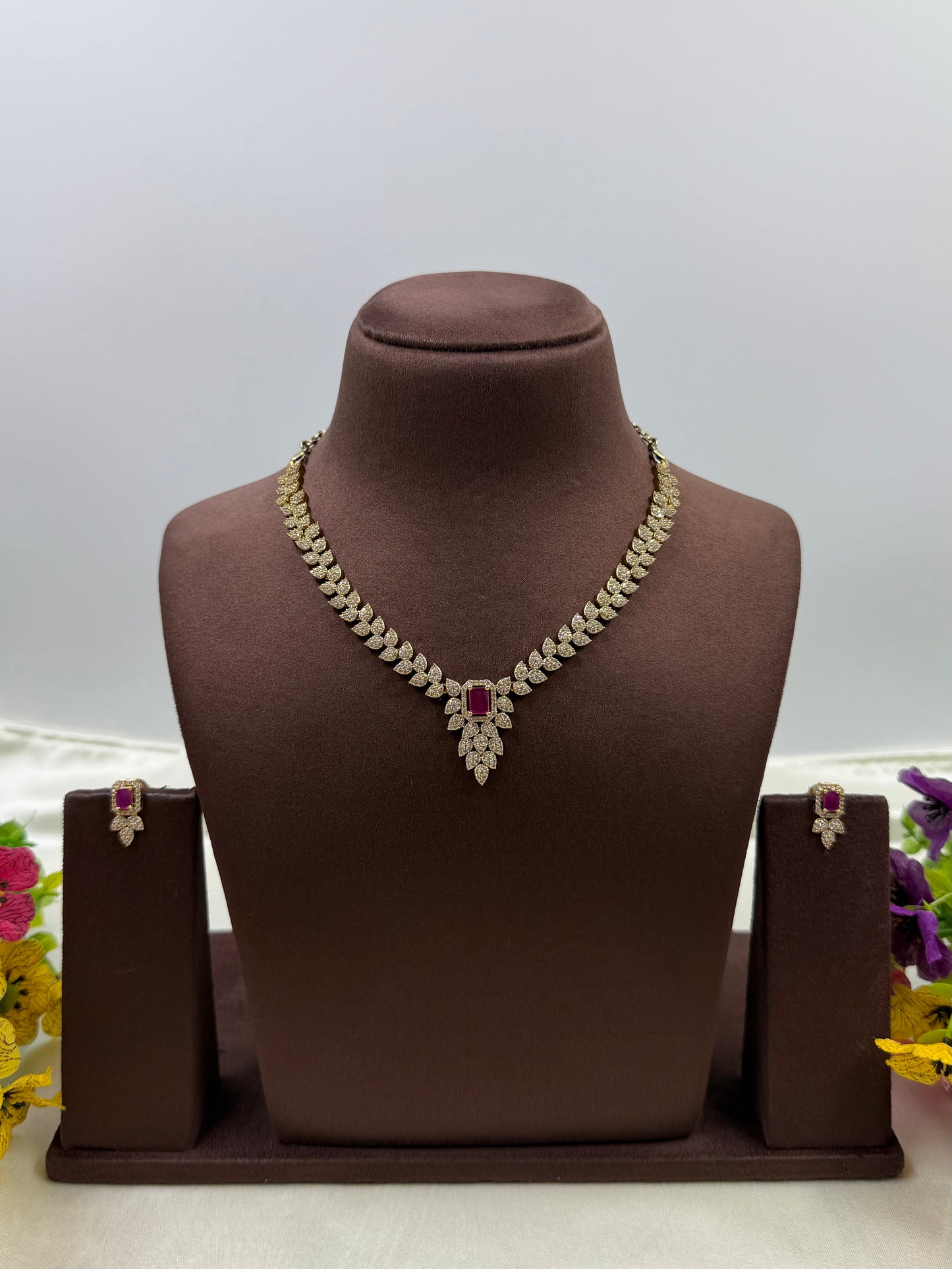 Gauri Victorian Delicate Necklace