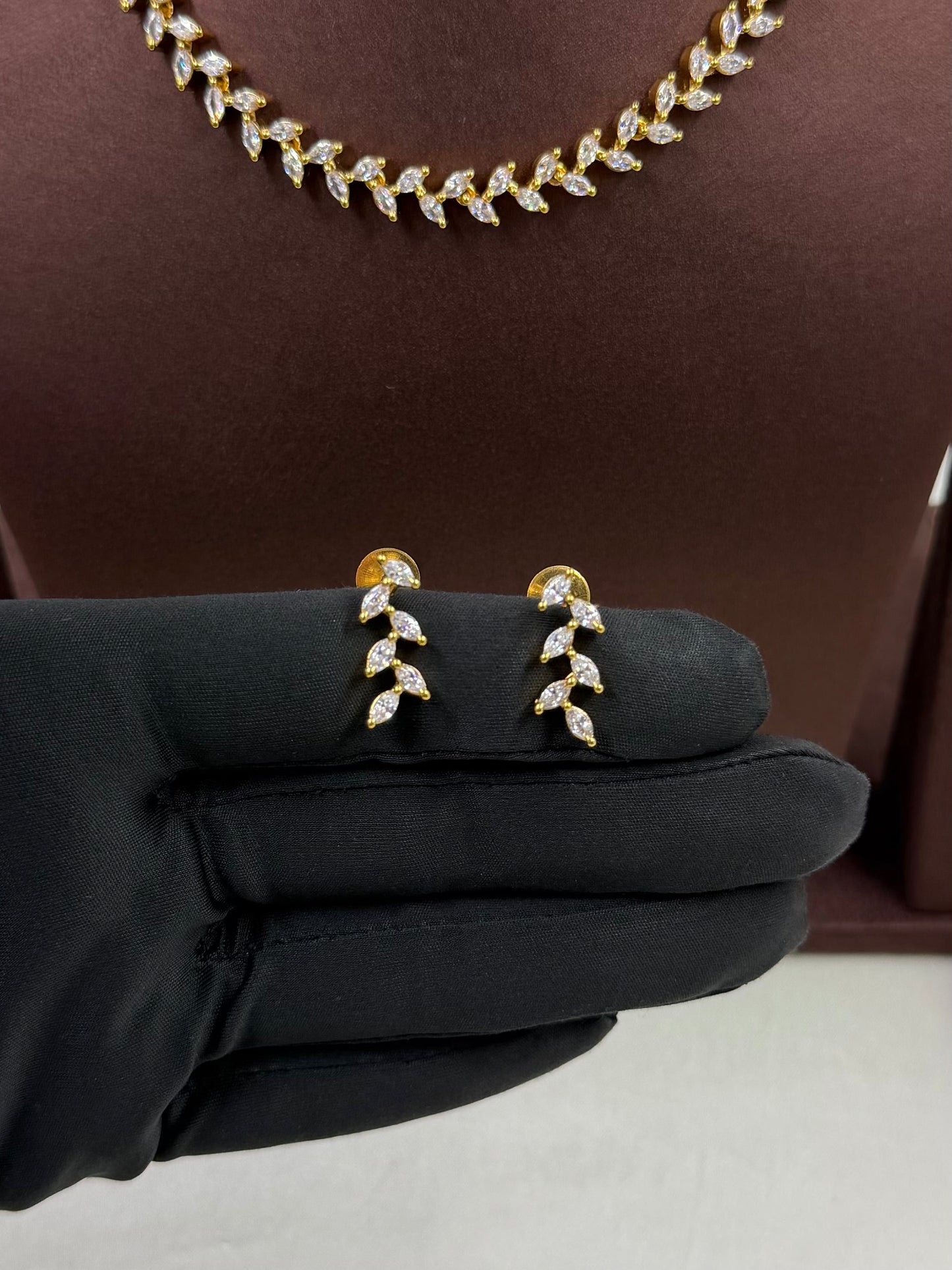 Komal Traditional Ad Delicate Necklace