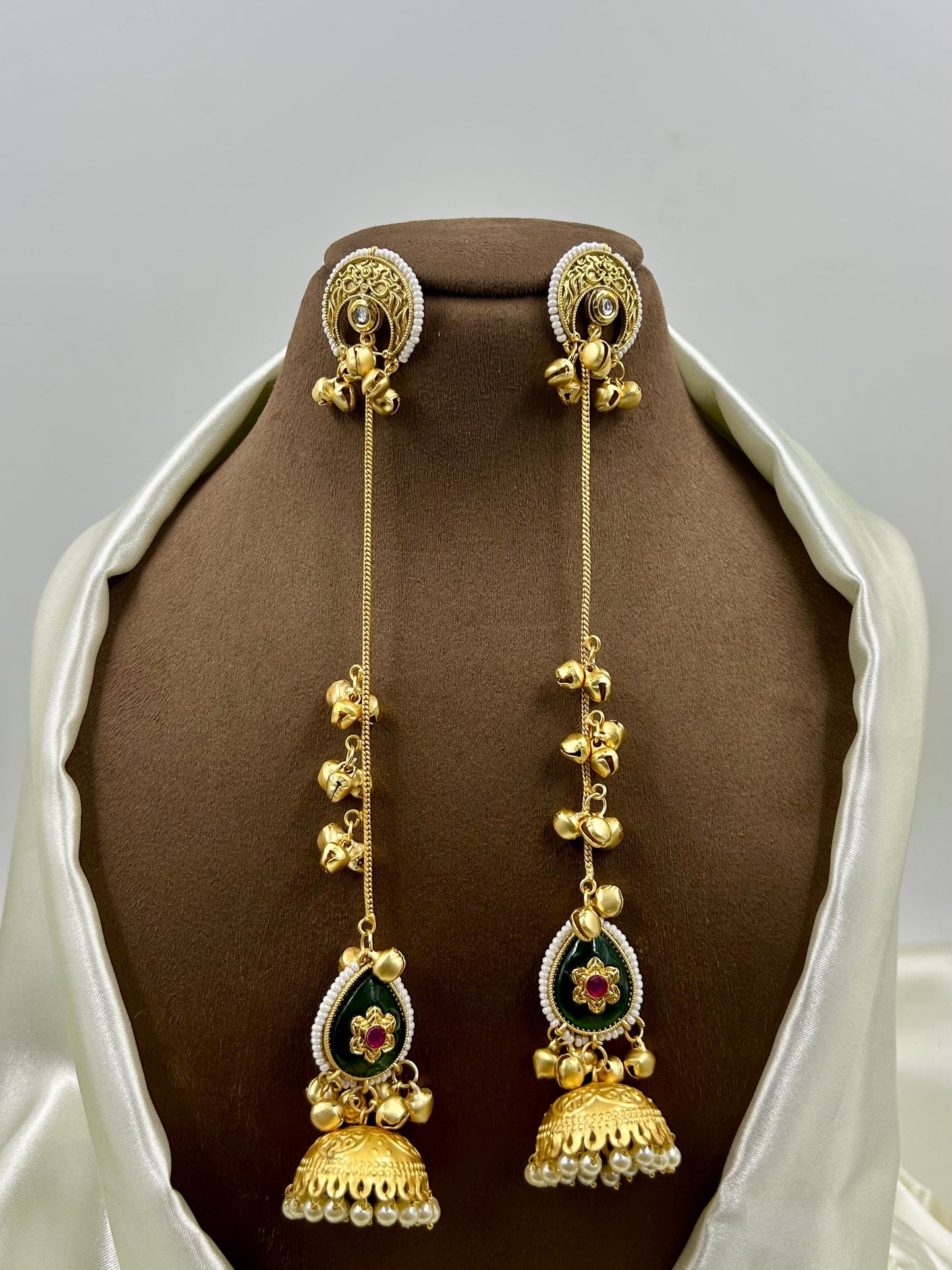 Sanchita Kashmiri Earring