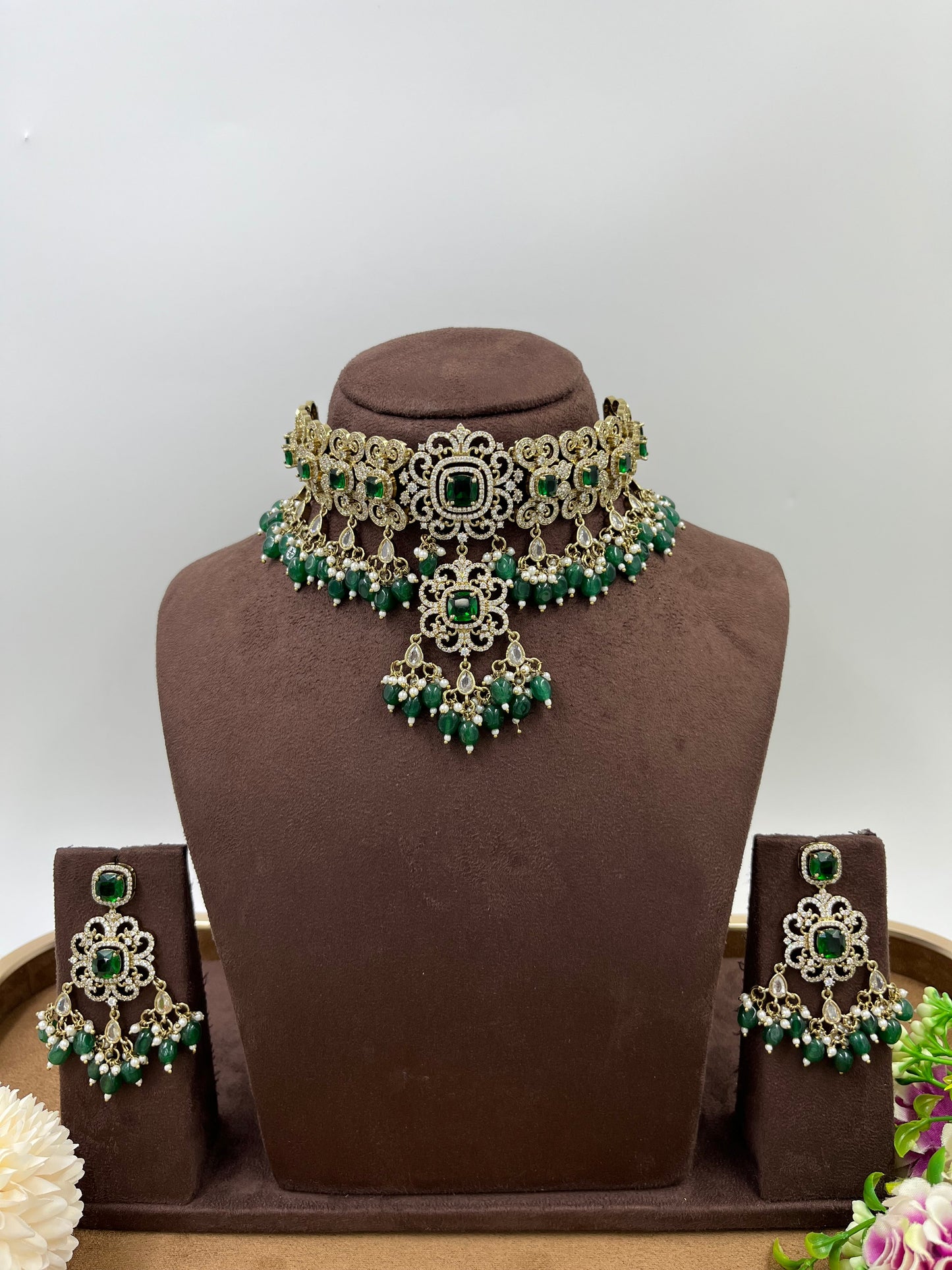 Jwellspire Victorian Necklace