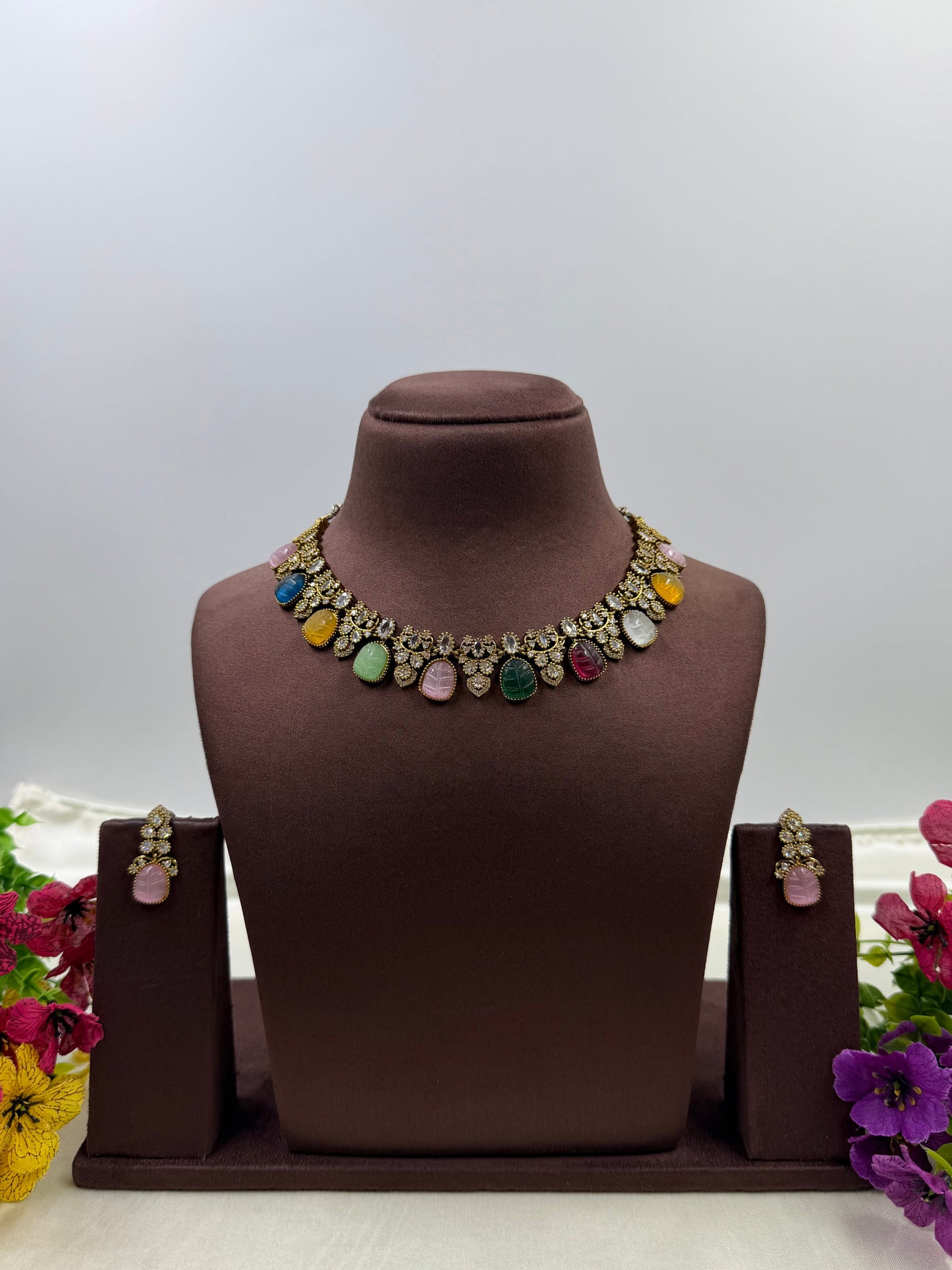 Hansa Victorian Premium Necklace