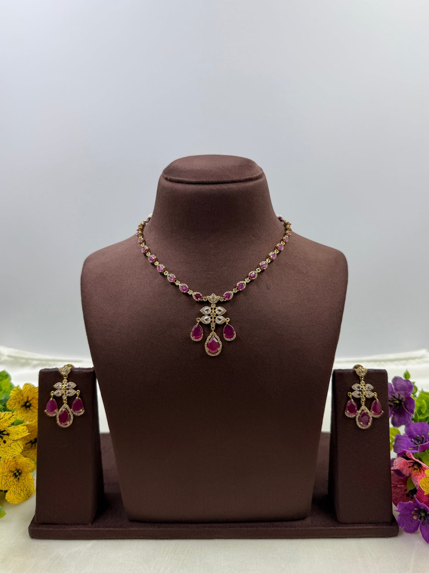 Divya Victorian Delicate Necklace