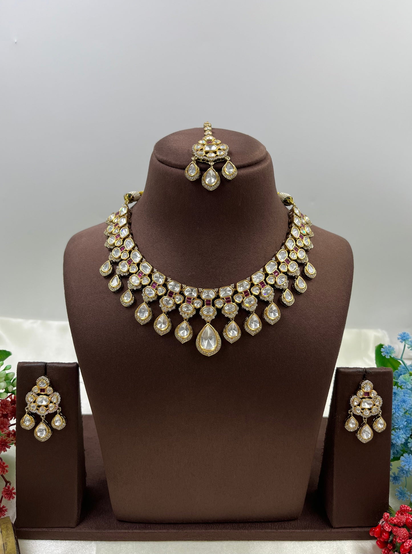 Avni Victorian Moissanite Premium Necklace