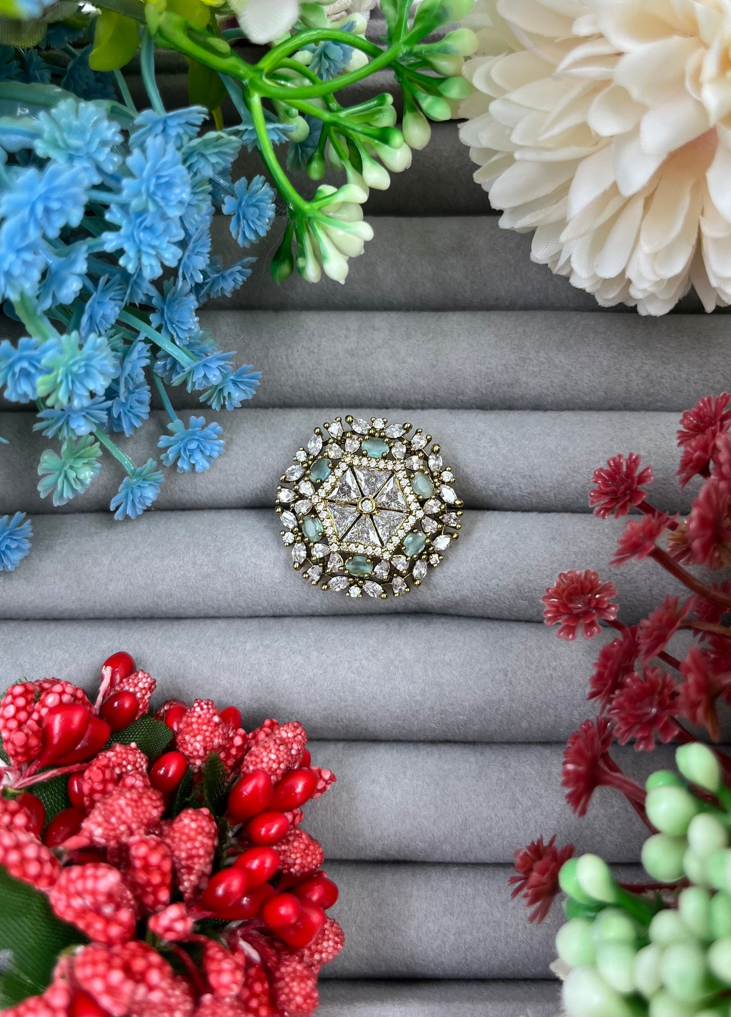 Krushi  Victorian Ad Ring