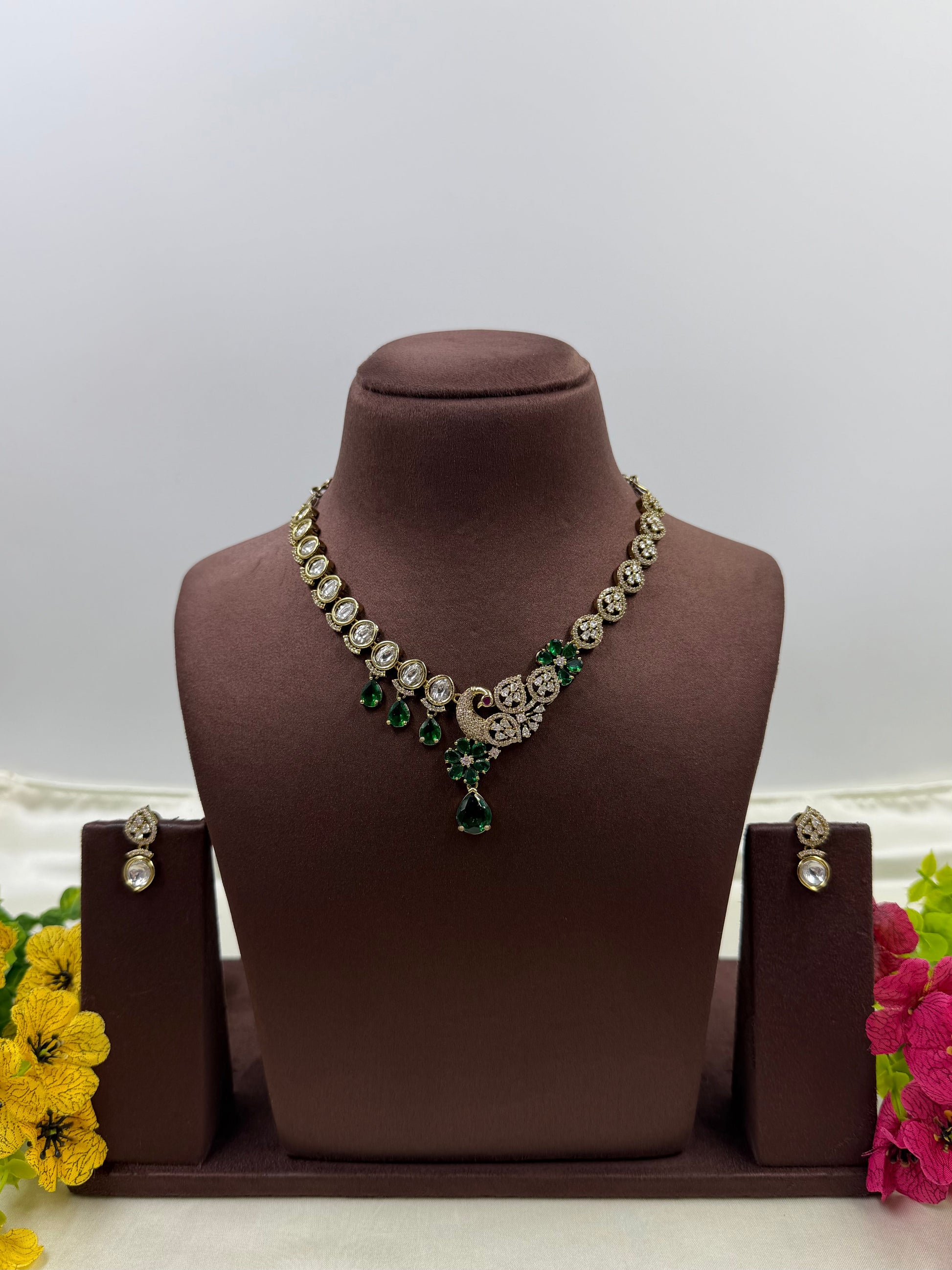 Sneha Victorian Necklace Set close-up view