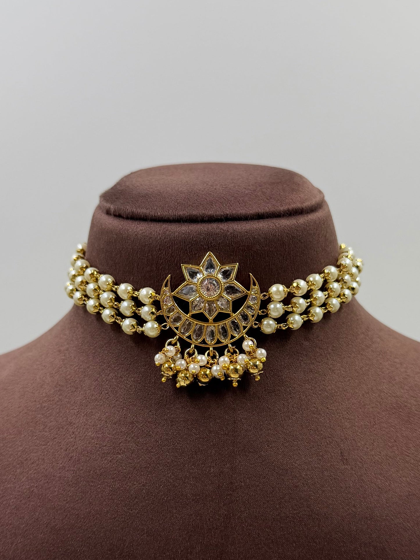 Chaitali Victorian Choker