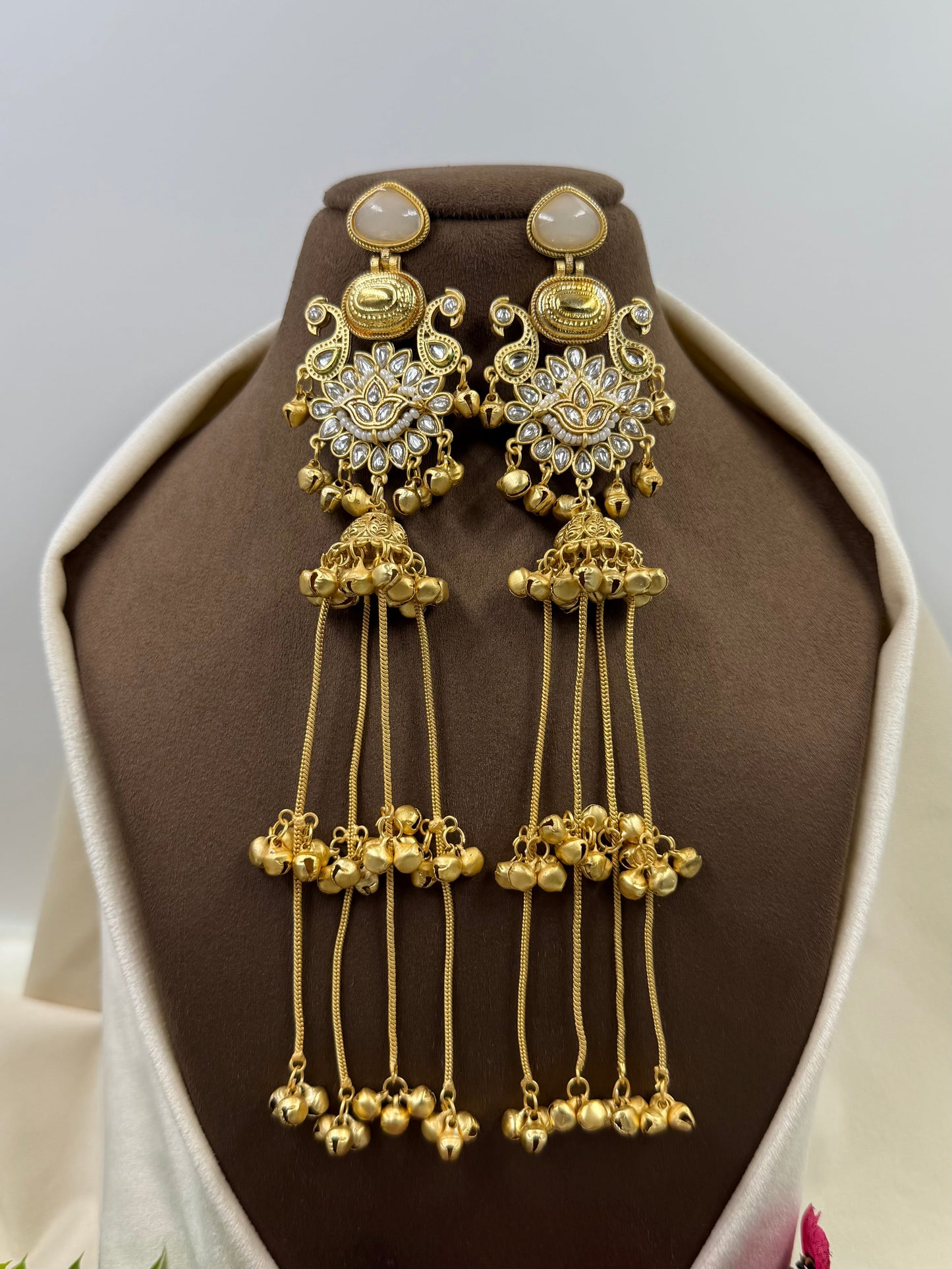 Aisha Kashmiri Earing