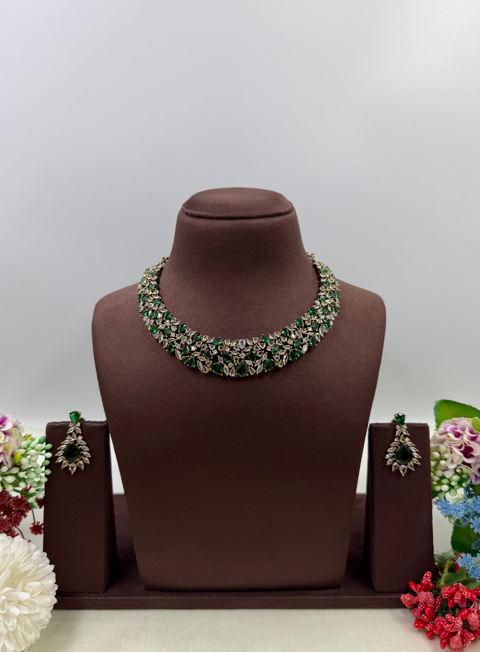 Praya Necklace Set full product photo on plain background
