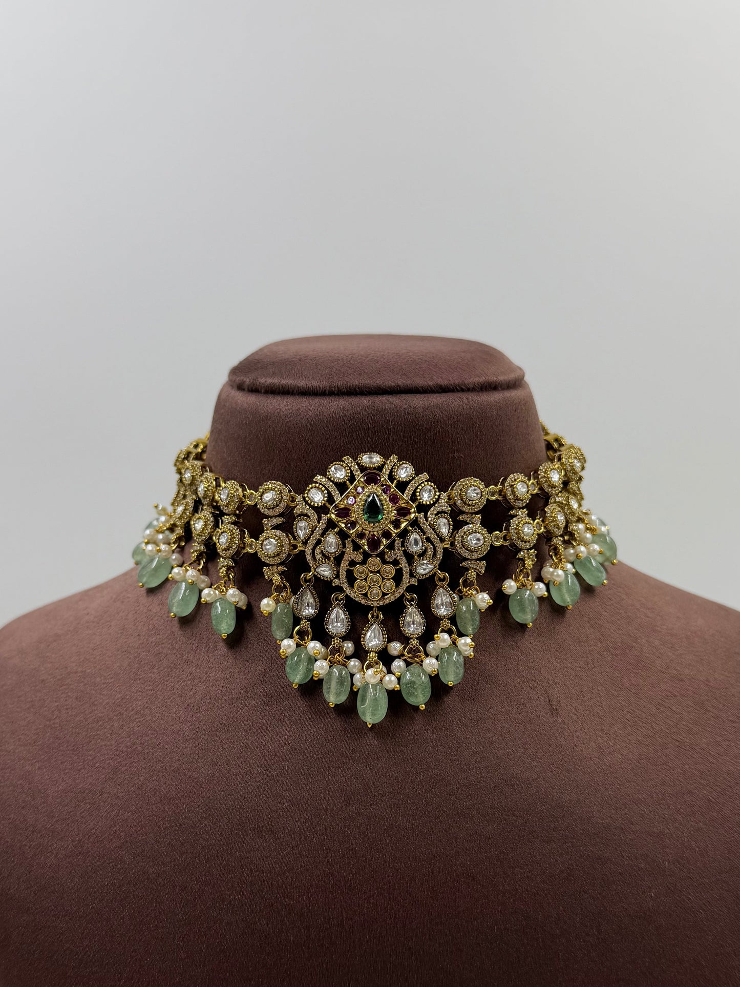 Alicia Victorian Traditional Choker Necklace