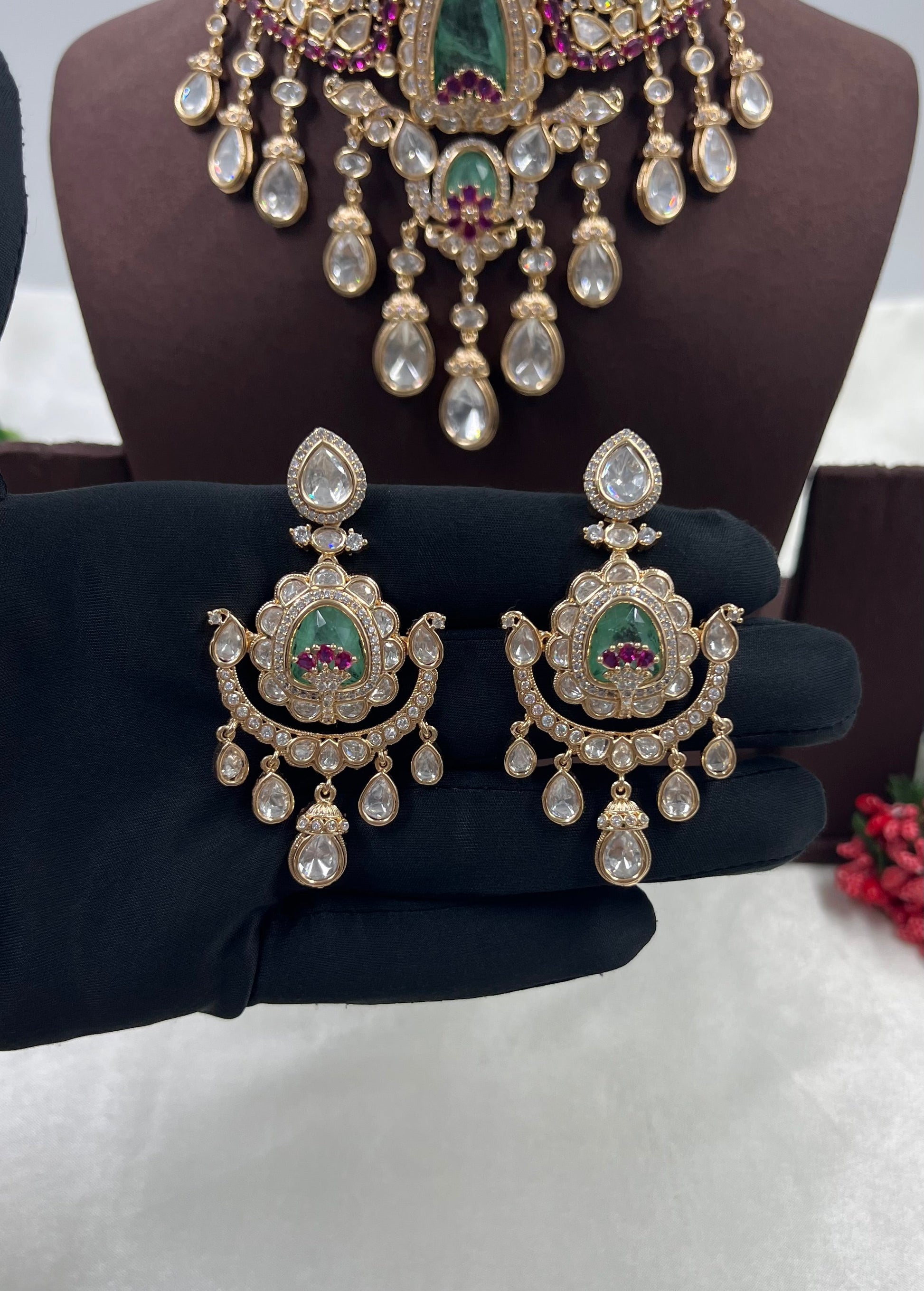 Sachi Choker Necklace Set full product photo on plain background