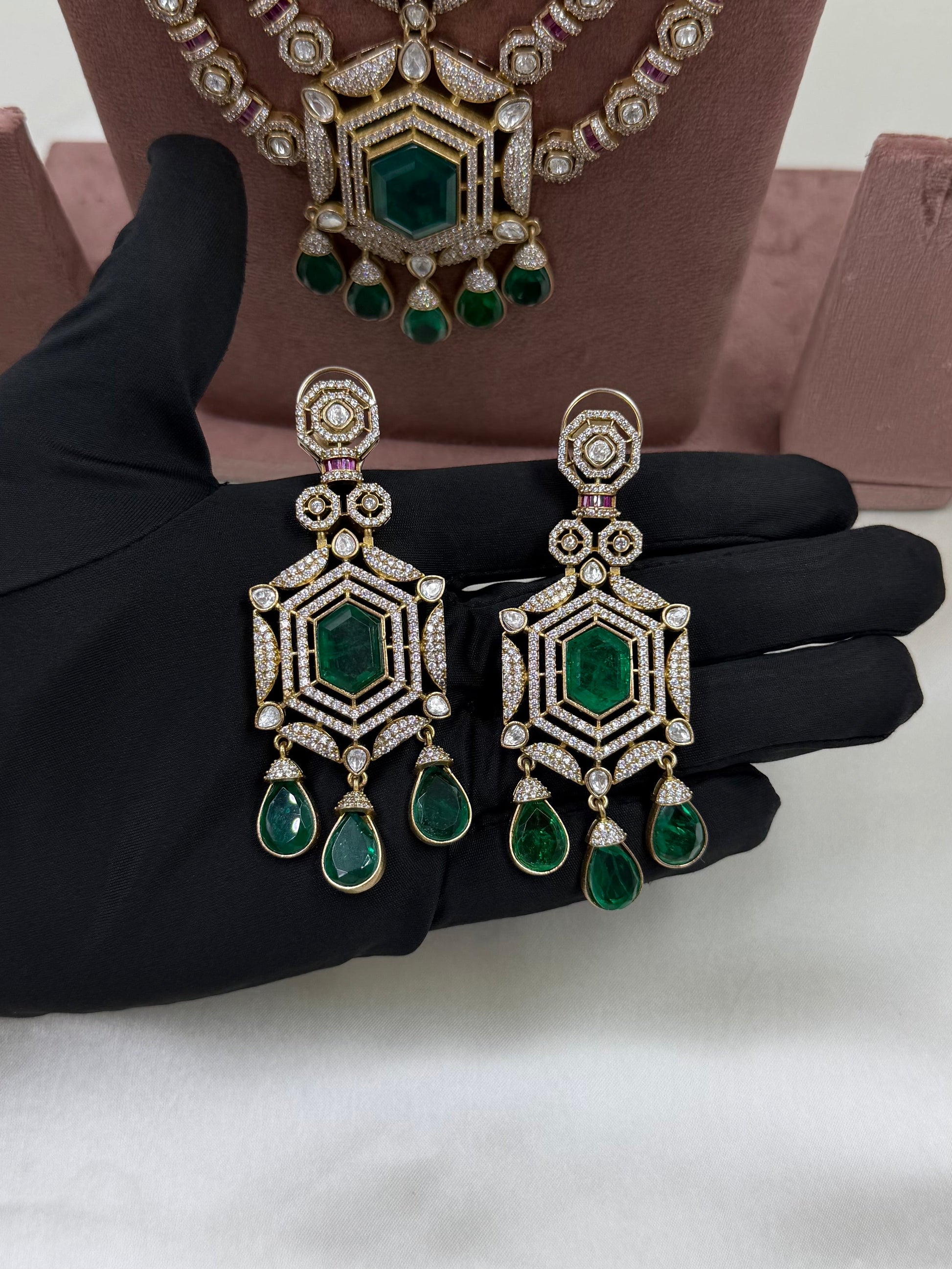 Pooja Kundan Bridal Combo Set close-up view